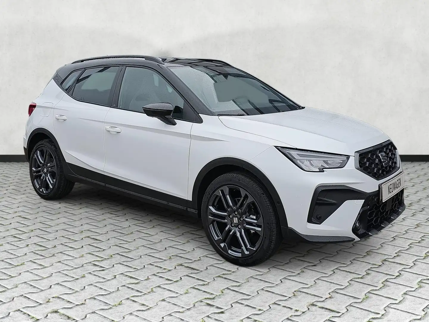 SEAT Arona 1.5 TSI 110 kW FR DSG AHK / Tech-Paket Keyless ... Weiß - 1