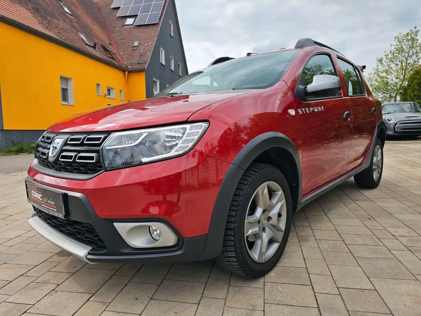 Dacia Sandero II Stepway Prestige Rouge - 2