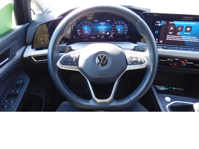 Volkswagen Golf view 8