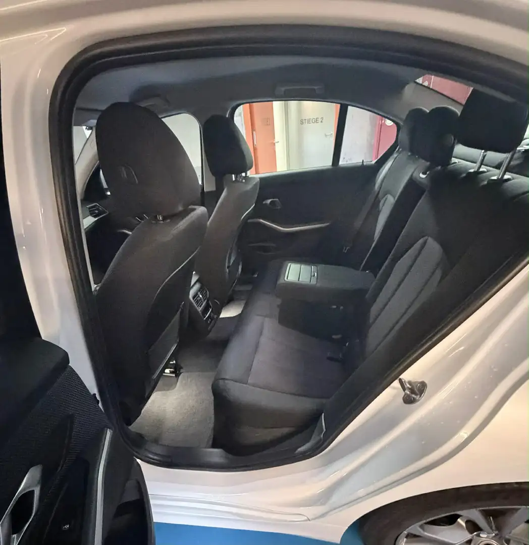 BMW Sonstige BMW 3er-Reihe BMW 318 xDrive Touring G21 Weiß - 2
