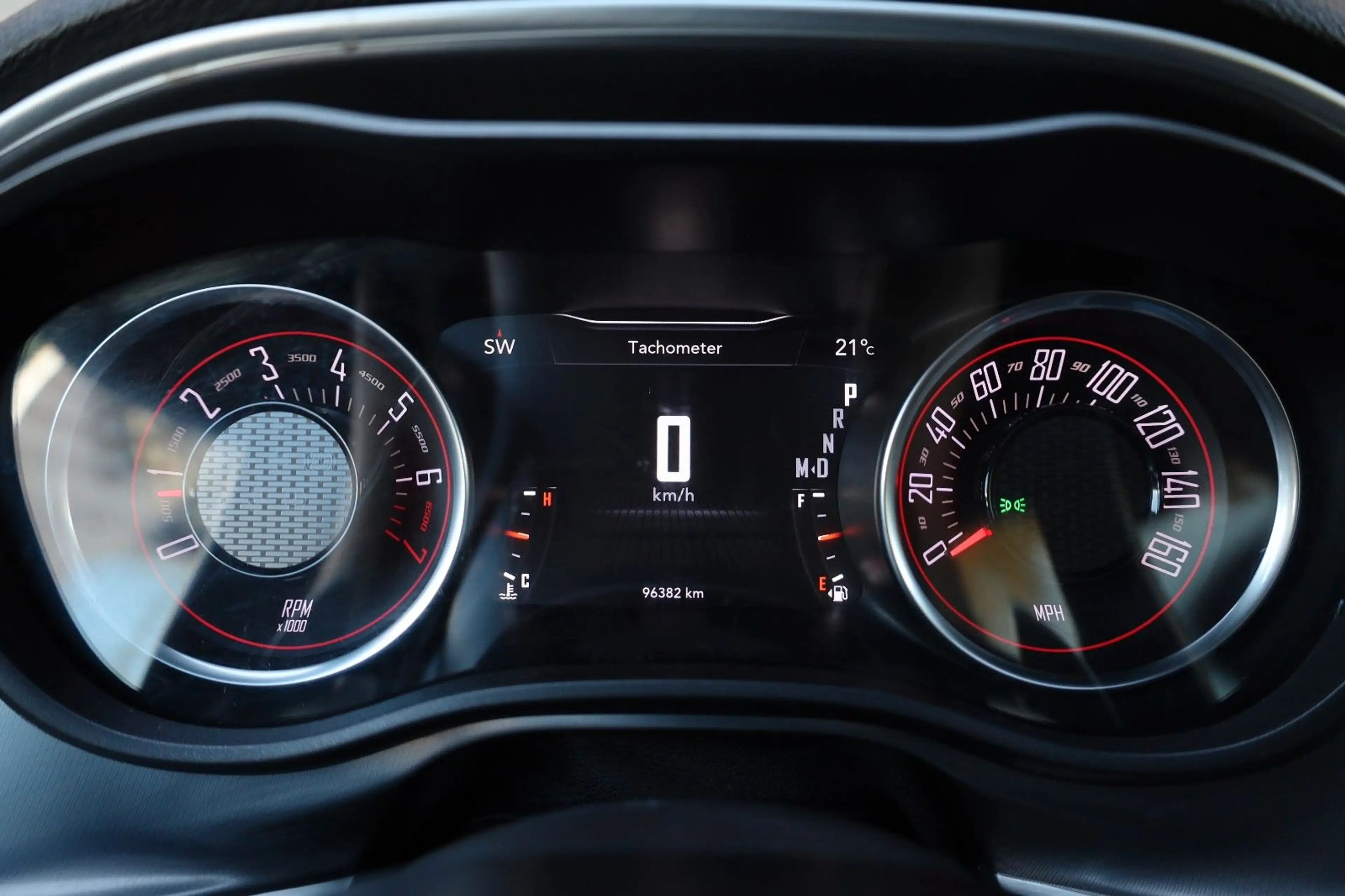 Dodge Challenger 3.6 GT/SHZ/KAMERA/BTH/MFL/AMBIE/R20 — photo 13