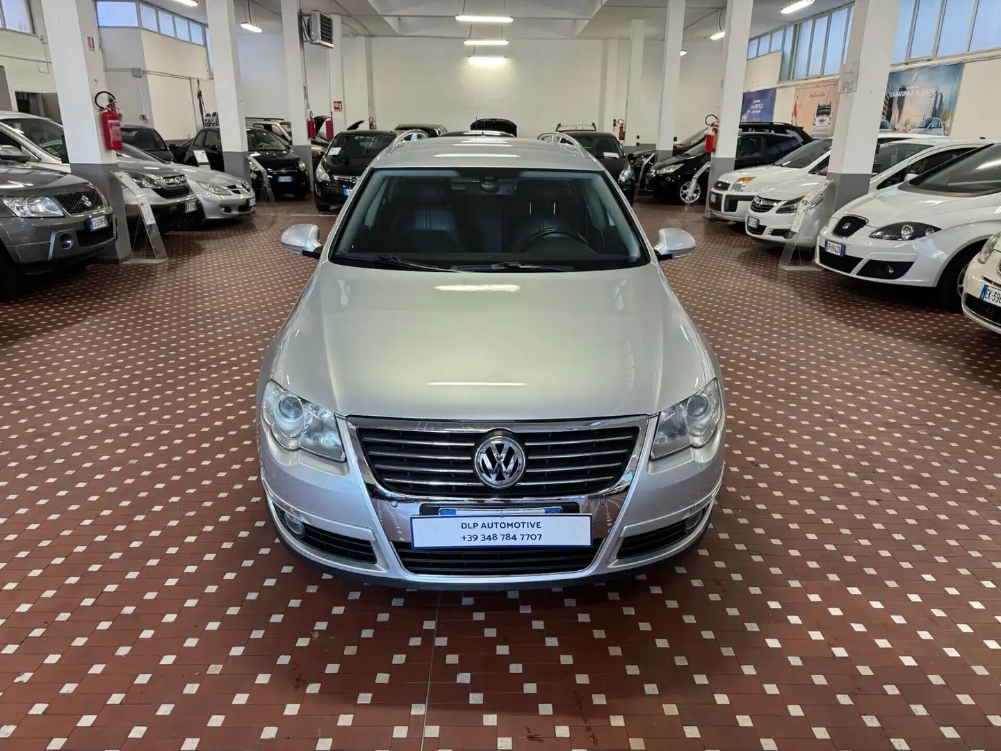 Volkswagen Passat 2.0 16V FSI 4mot. Var. Highline Argento - 2