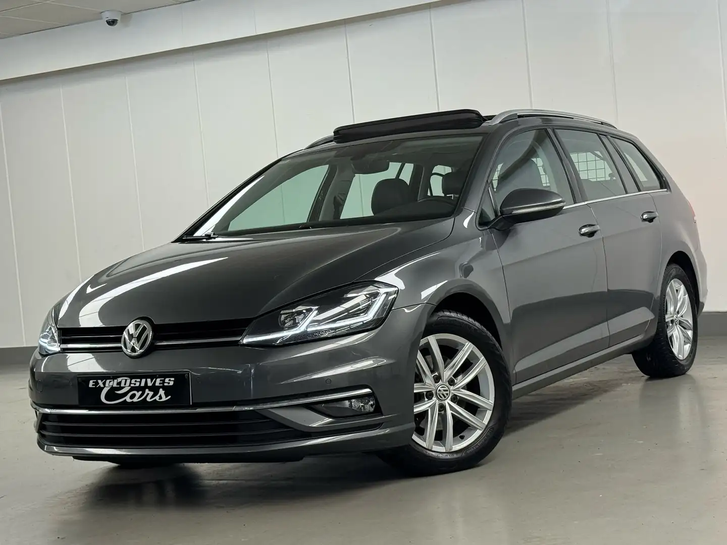 Volkswagen Golf Variant 1.6 TDI 116CV DSG COCKPIT TO PANO CUIR CAMERA GPS Gris - 1