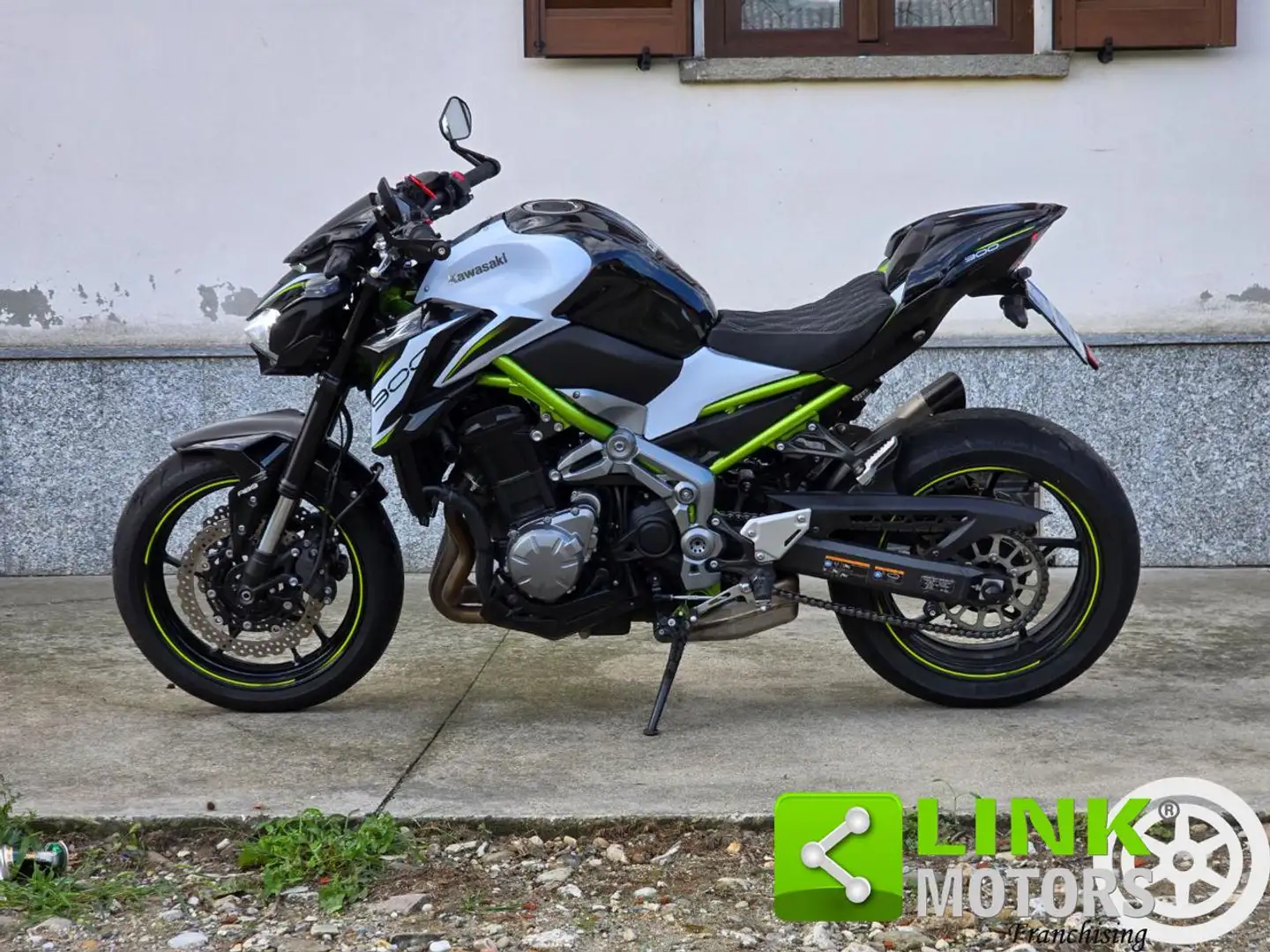 Kawasaki Z 900 125 CV TUA A PARTIRE DA 80 Euro/mese Bianco - 2