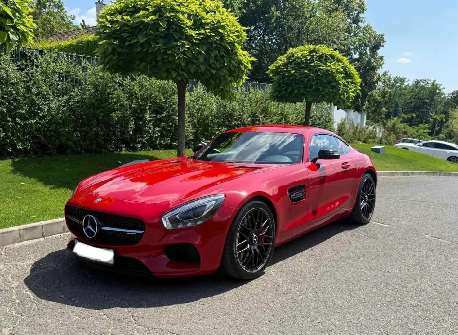 Mercedes-Benz AMG GT Rojo - 1