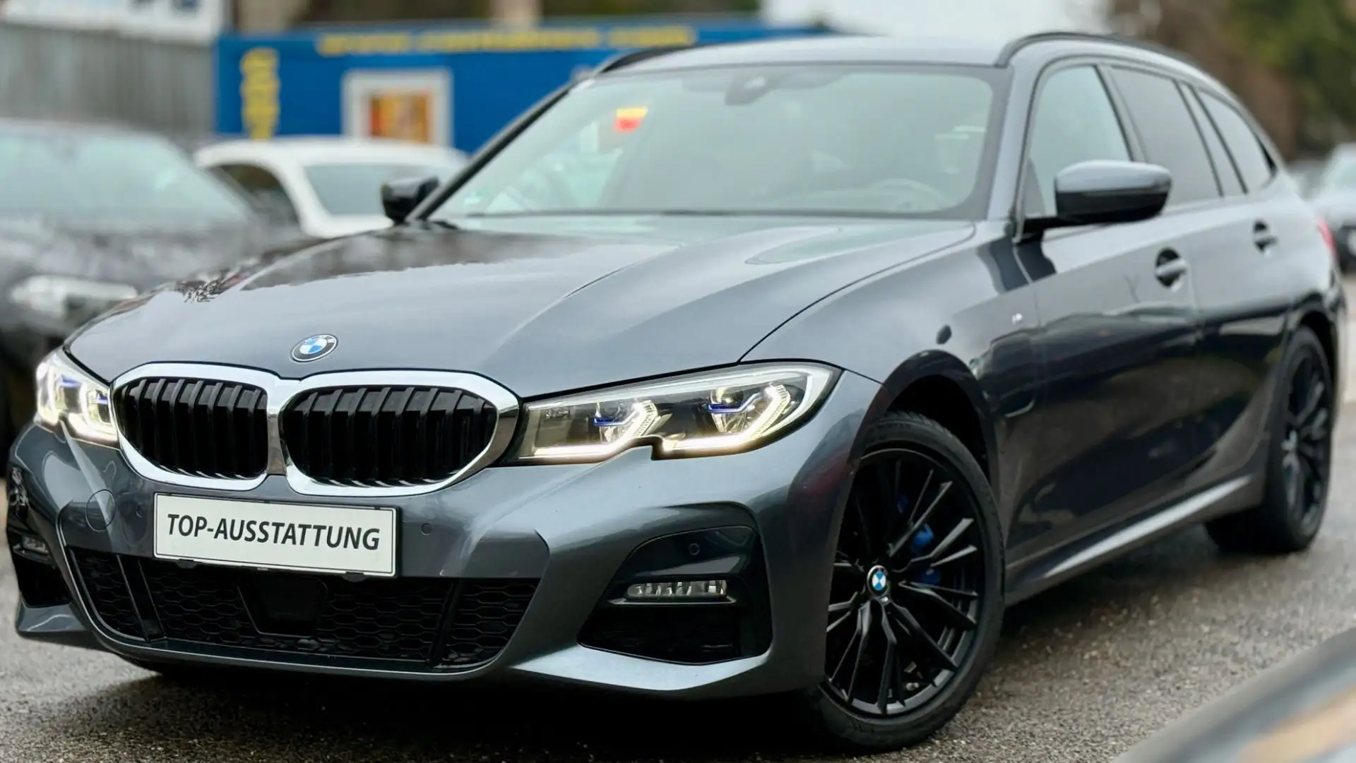 BMW 330 e XDrive *M-Paket +Top Ausstattung Automatik Grau - 1