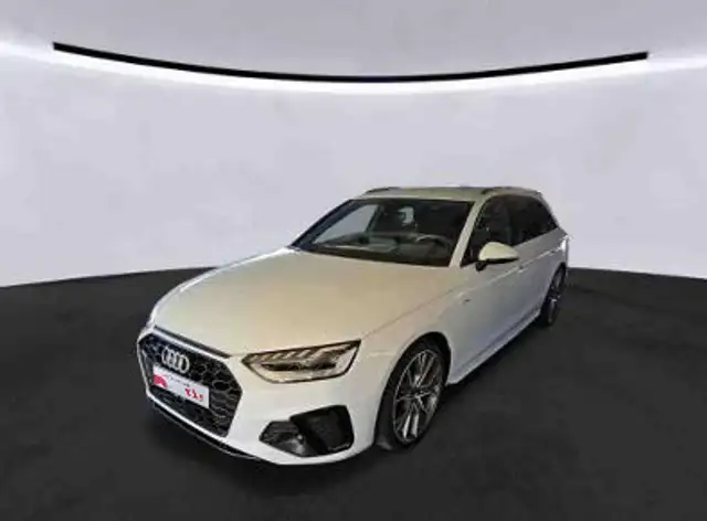 Audi A4 view 11