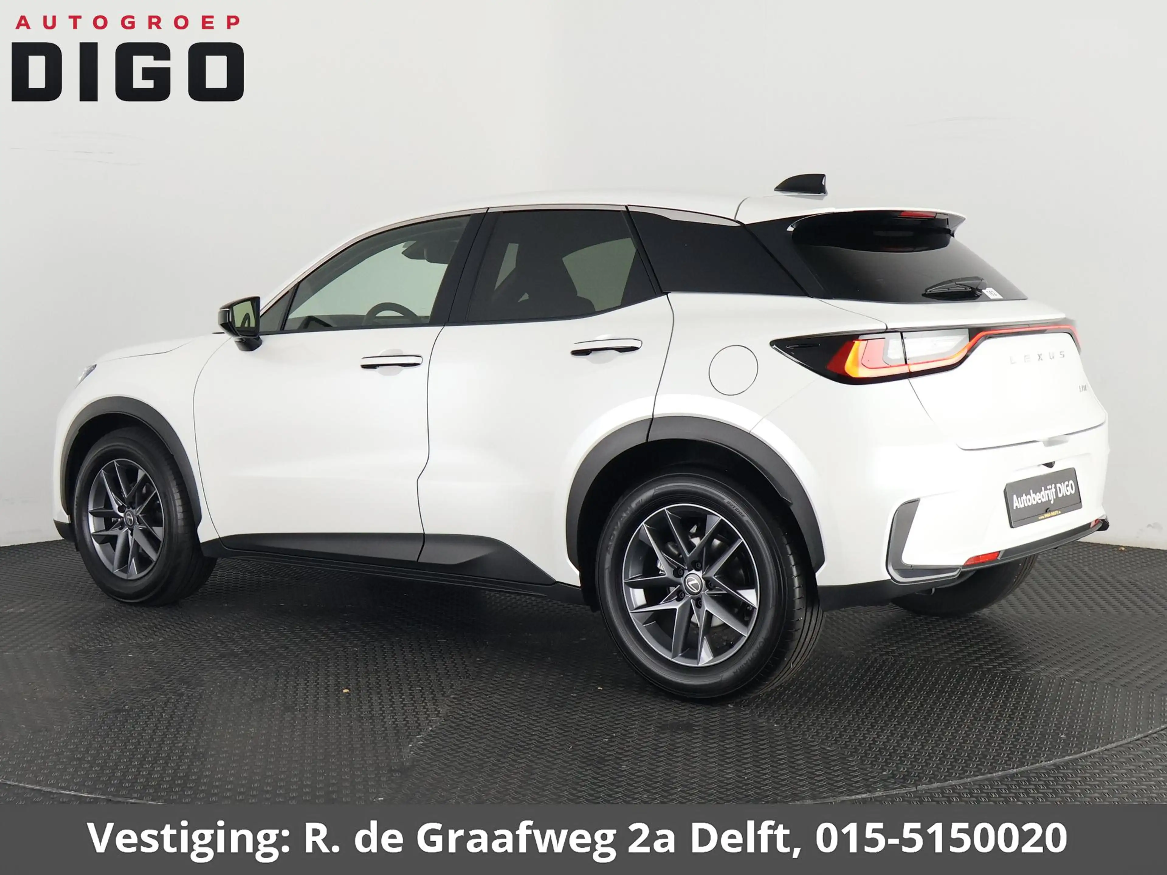 Lexus LBX 1.5 Business Line 2WD | Dodehoek detectie | Stuur- — photo 33