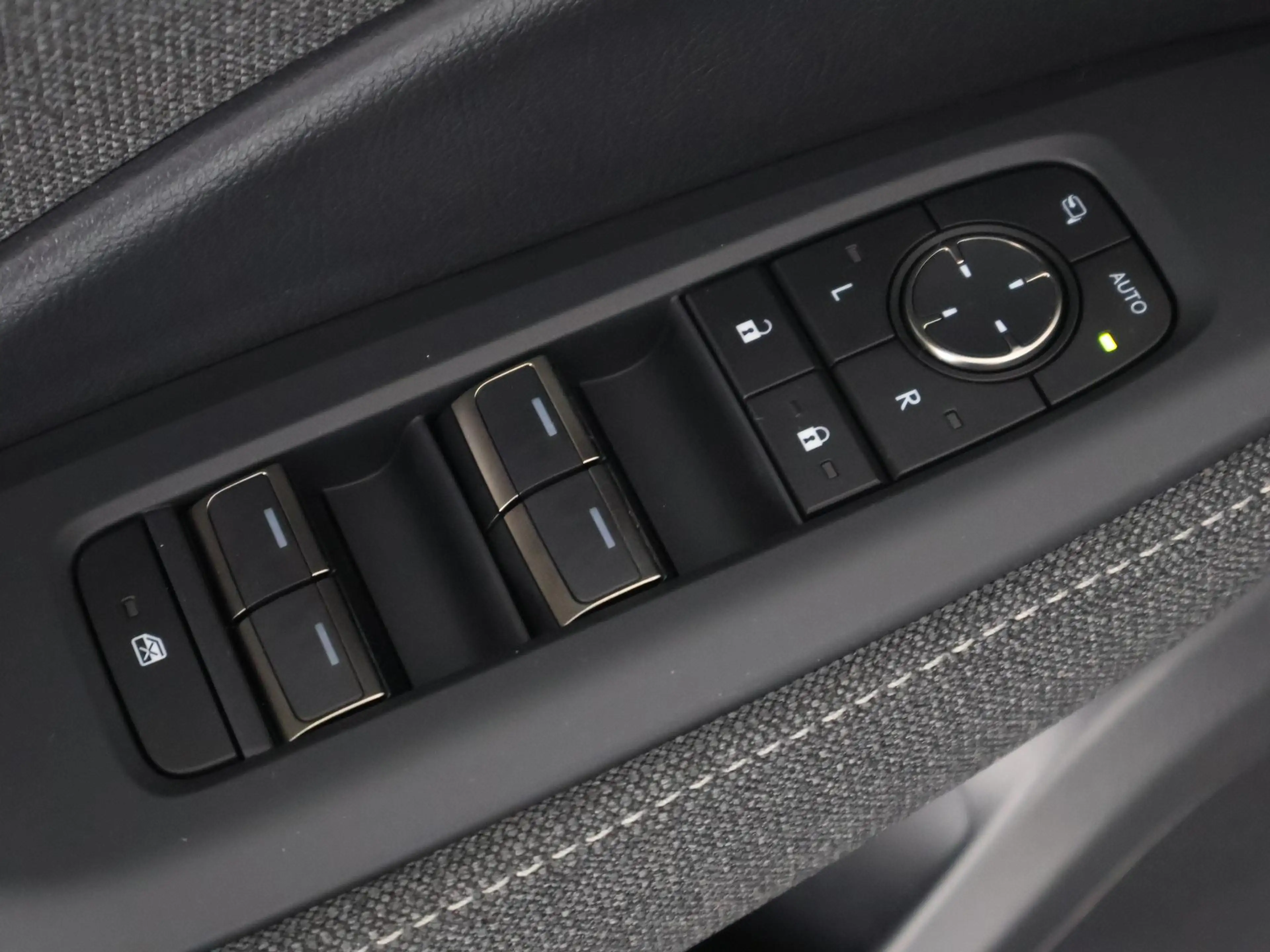 Lexus LBX 1.5 Business Line 2WD | Dodehoek detectie | Stuur- — photo 15