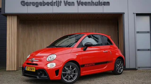 Abarth 595 1.4 T-Jet 145pk Virtual Cockpit 16inch LM *Magneti