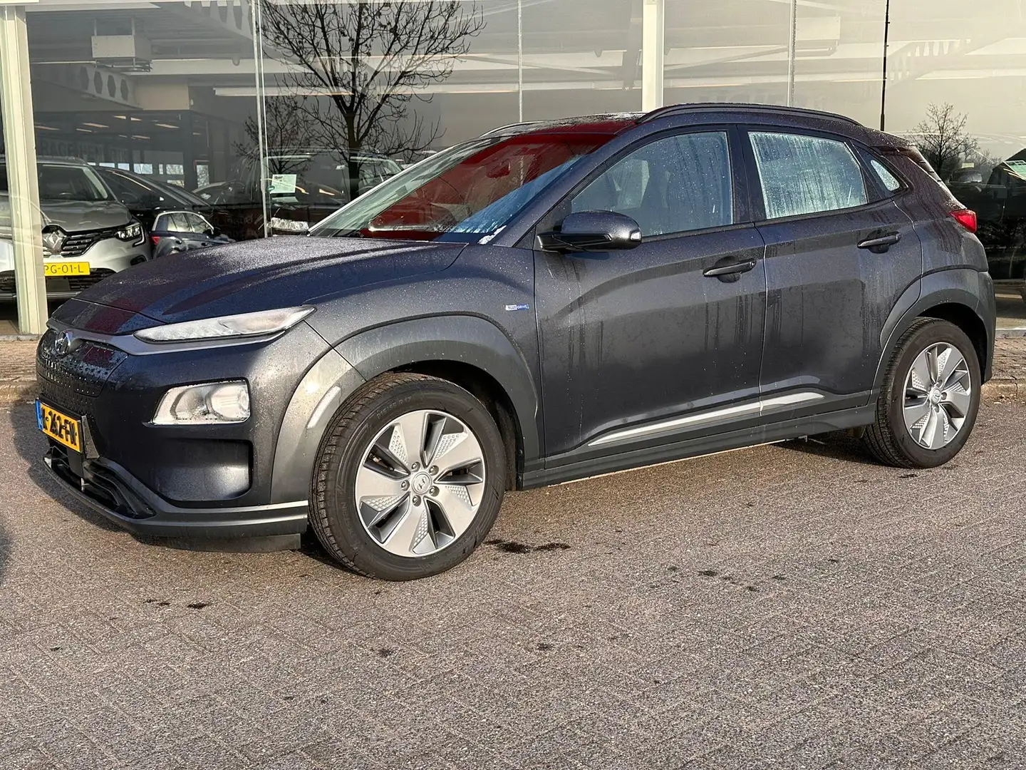 Hyundai KONA EV Comfort 64 kWh | SOH: 96,4% | 3 Fase |Warmtepom Grau - 2