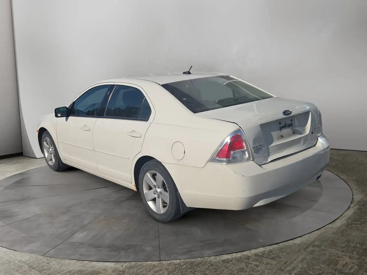 Ford Fusion снимка Ford Fusion