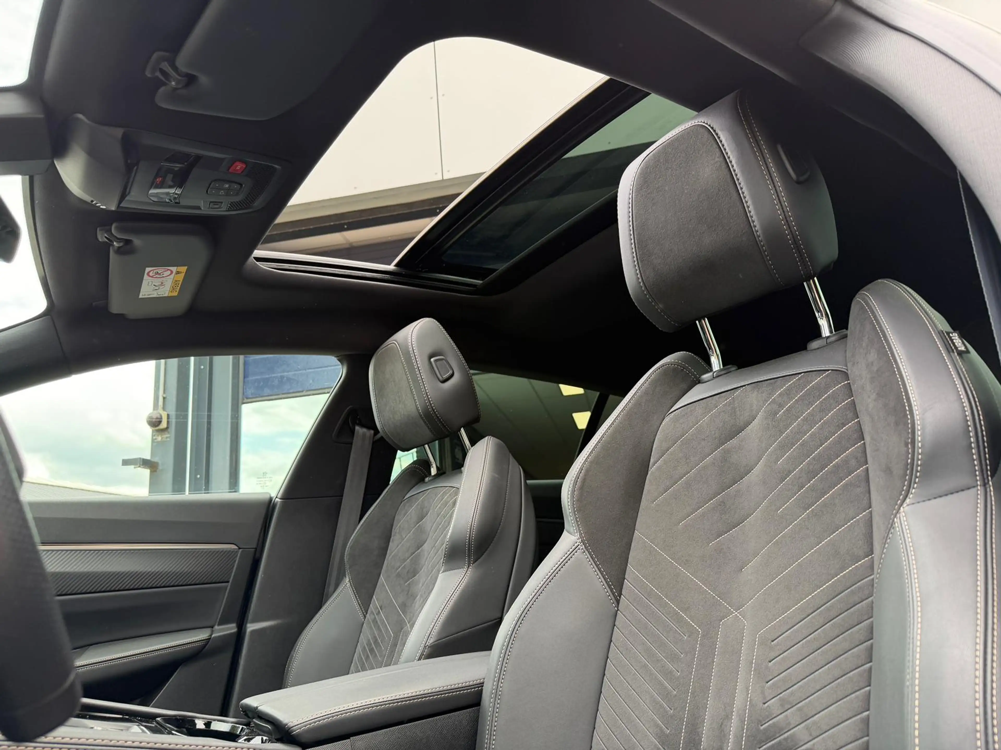 Peugeot 508 SW 1.6 HYbrid 225 GT Plug-In Panoramadak Trekhaak — photo 2
