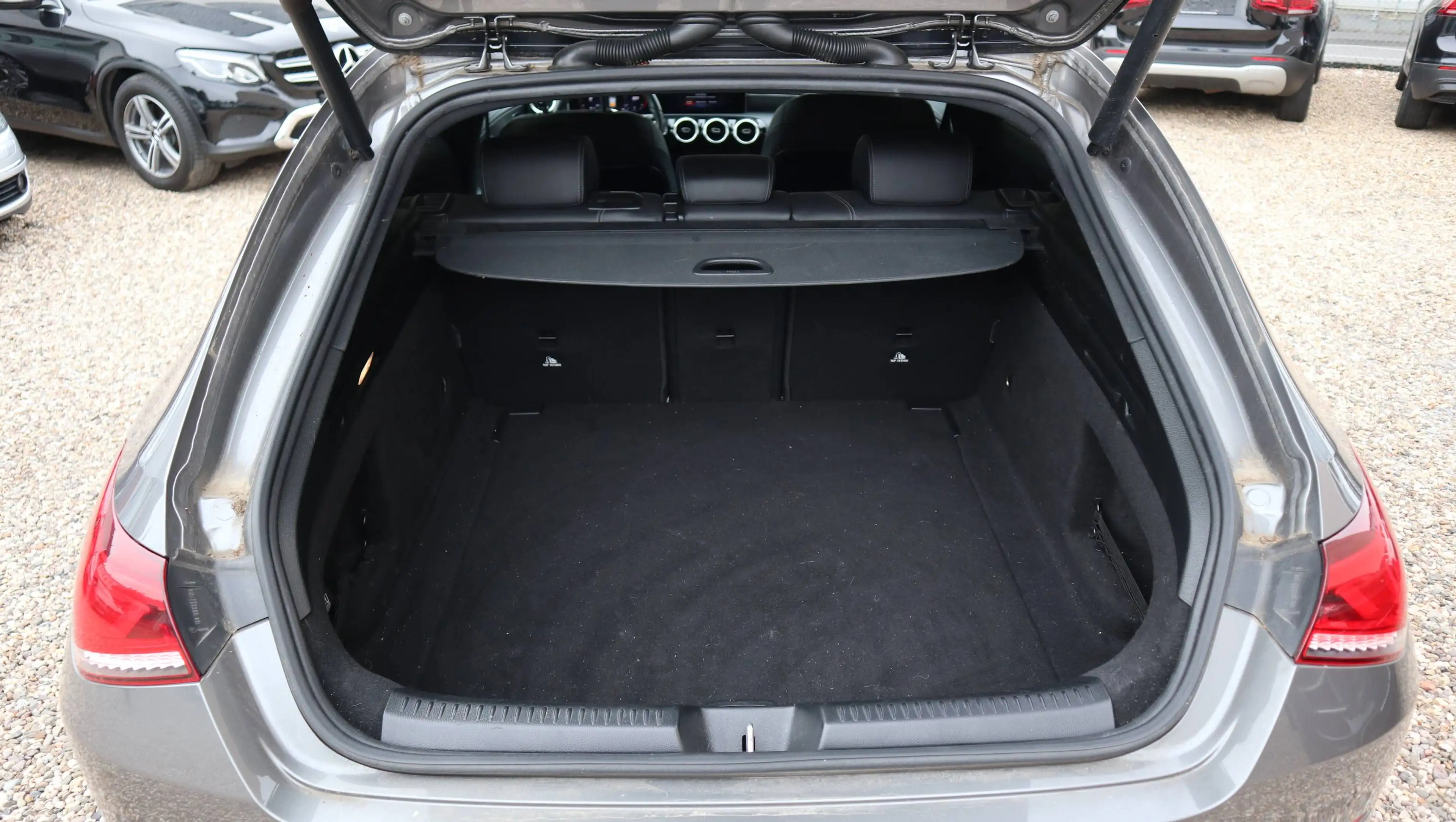 Mercedes-Benz CLA 220 CLA 220 d Shooting Brake*Navi*Leder*Klima*SHZ* — photo 8