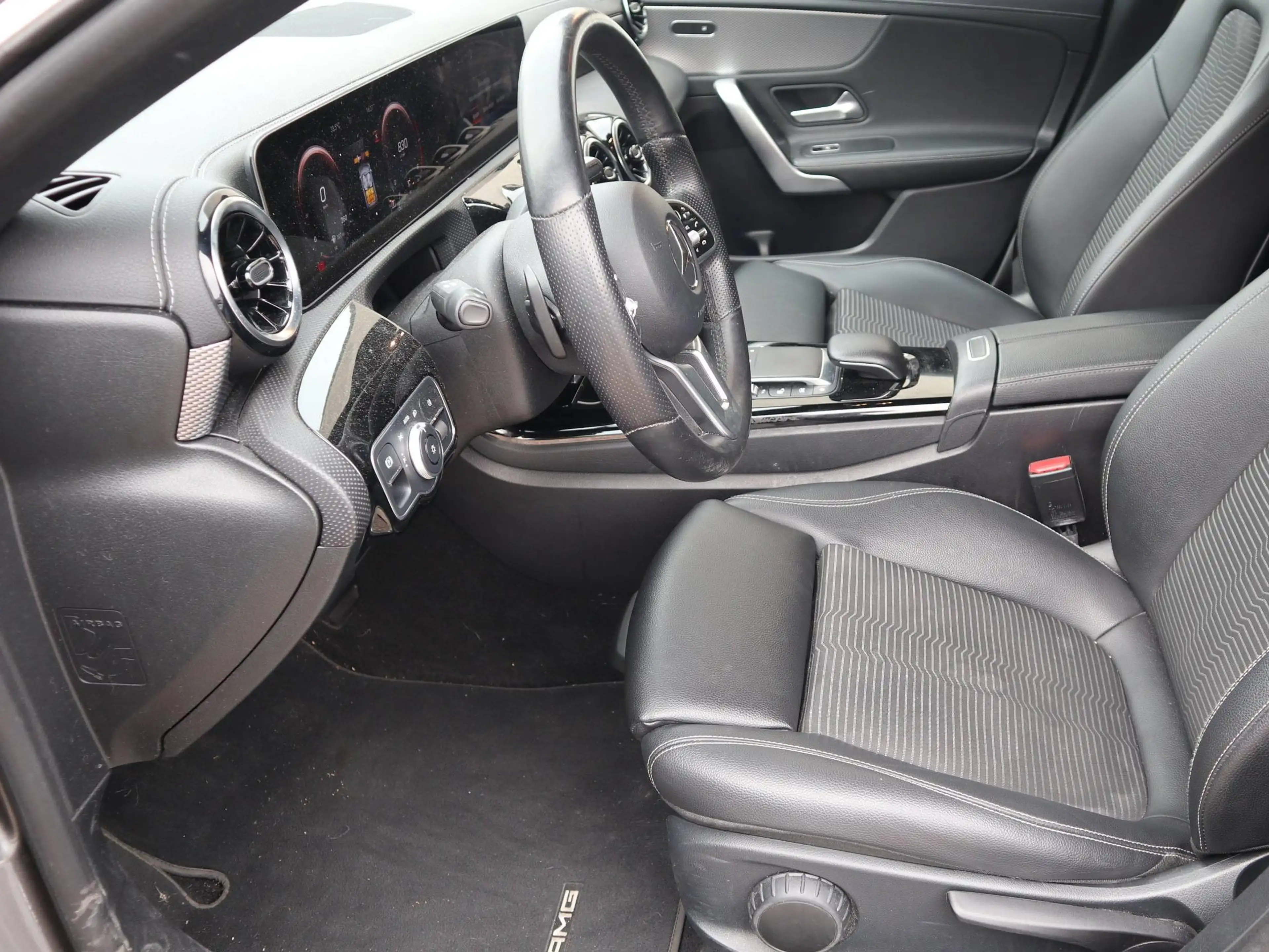 Mercedes-Benz CLA 220 CLA 220 d Shooting Brake*Navi*Leder*Klima*SHZ* — photo 5