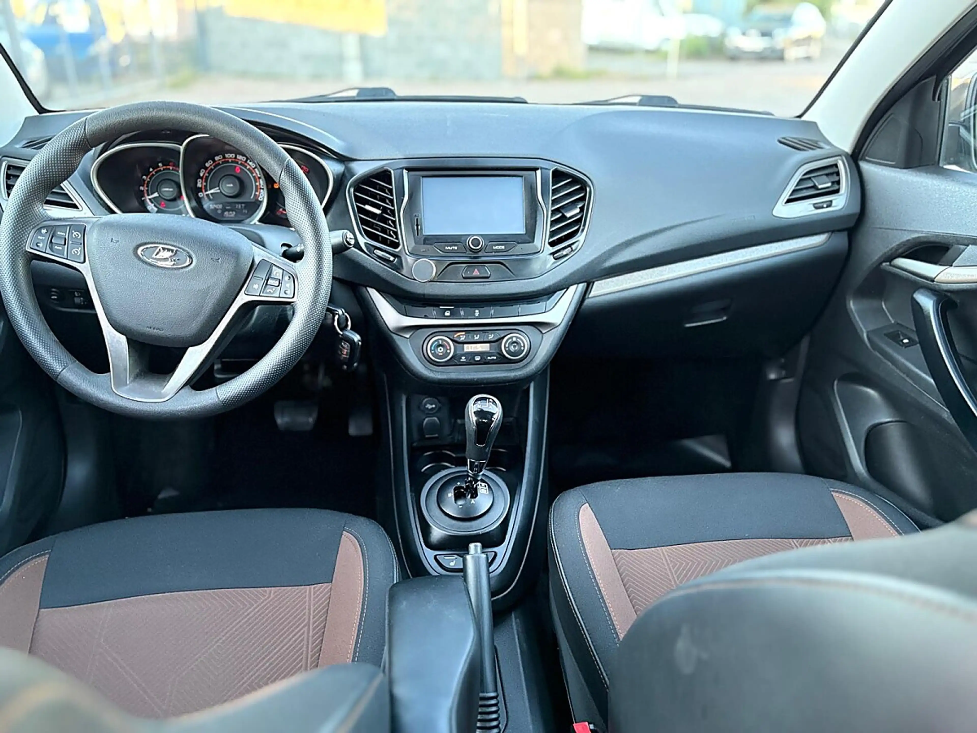 Lada Vesta Lada Vesta 1.6 **AUTOMATIK **92.000km** — photo 10