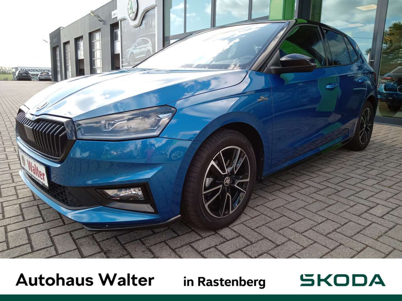 Skoda Fabia 2024 — 1.0 TSI Monte Carlo KAMERA FSE LED PANO