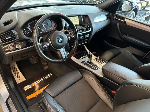 BMW X3 view 11
