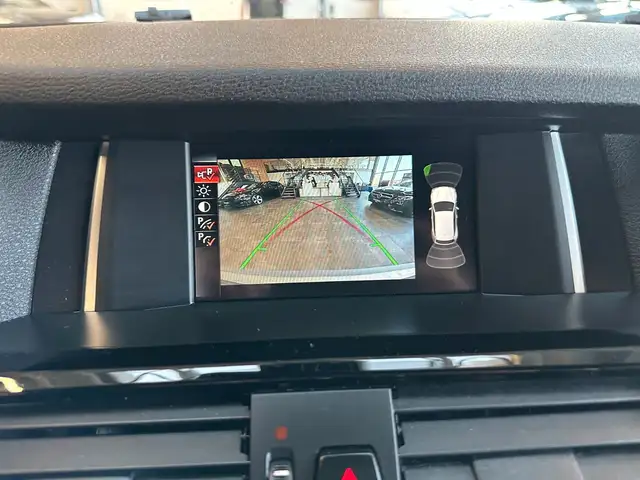 BMW X3 view 14