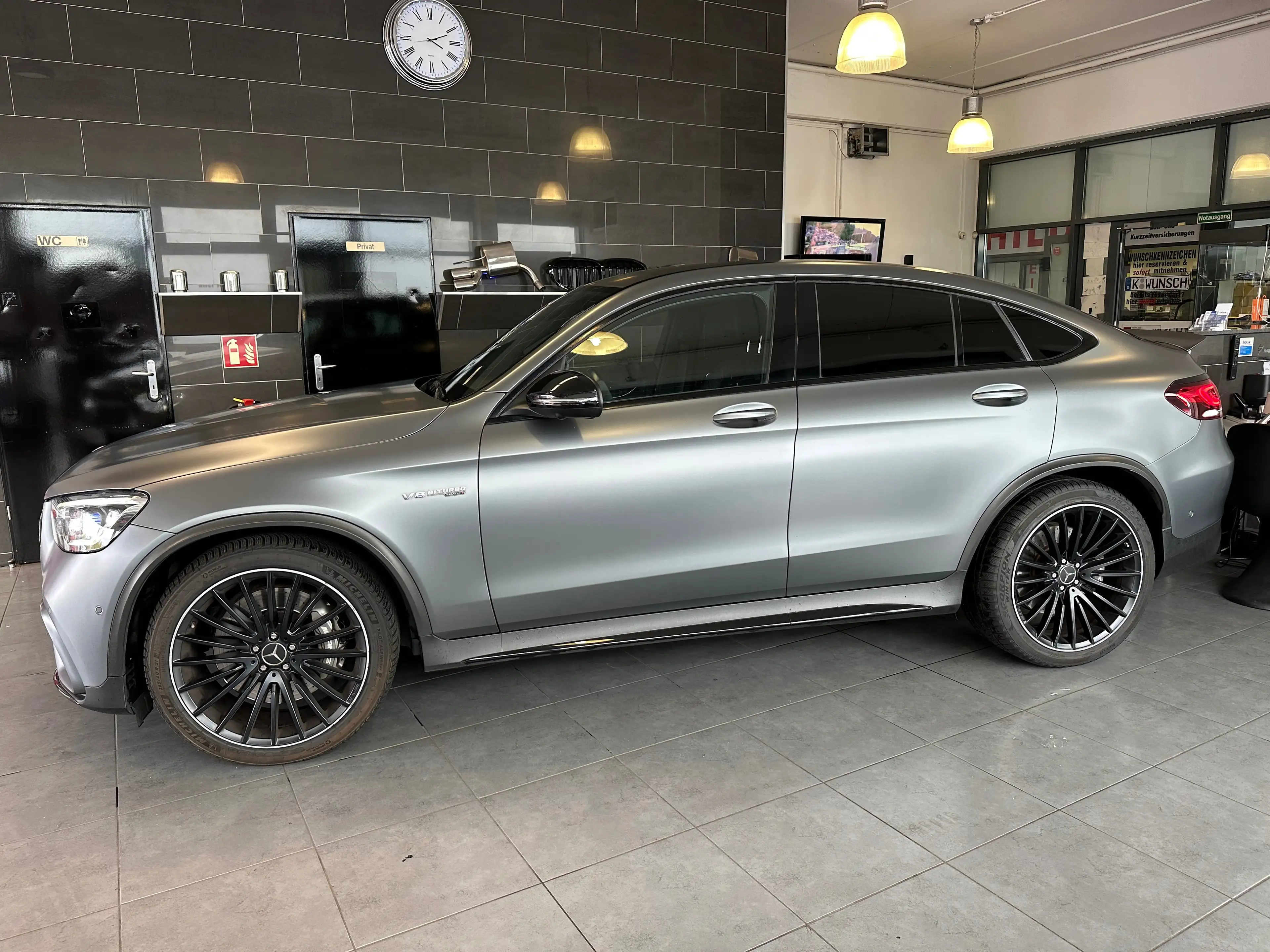 Mercedes-Benz GLC 63 AMG GLC 63 AMG 4Matic Burmester Magno grau Scheckheft — photo 7