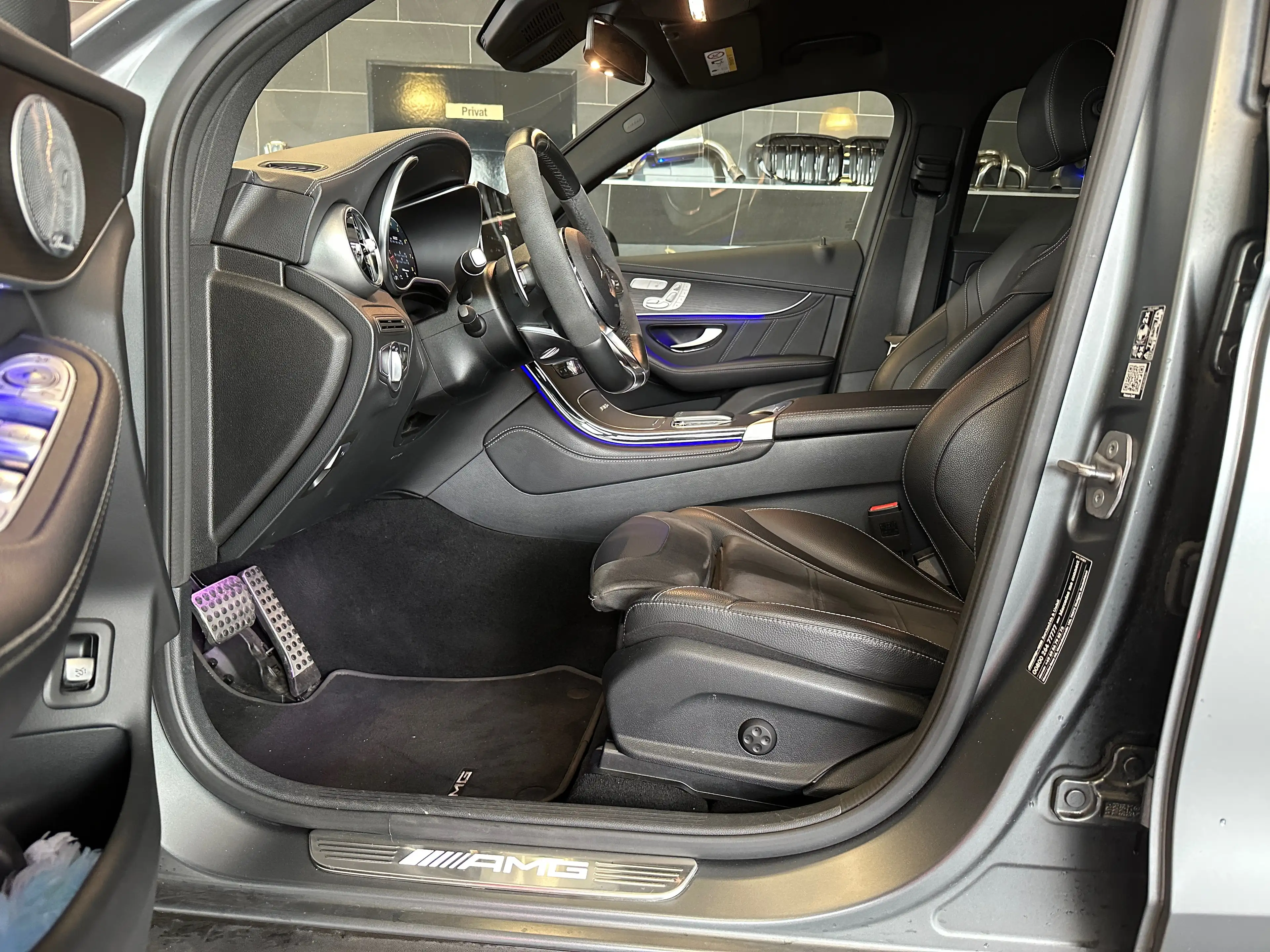 Mercedes-Benz GLC 63 AMG GLC 63 AMG 4Matic Burmester Magno grau Scheckheft — photo 10