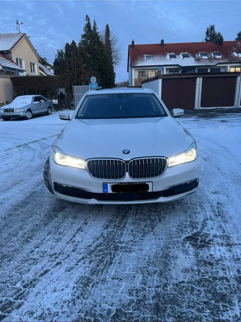 BMW 750 750Ld xDrive Beyaz - 2