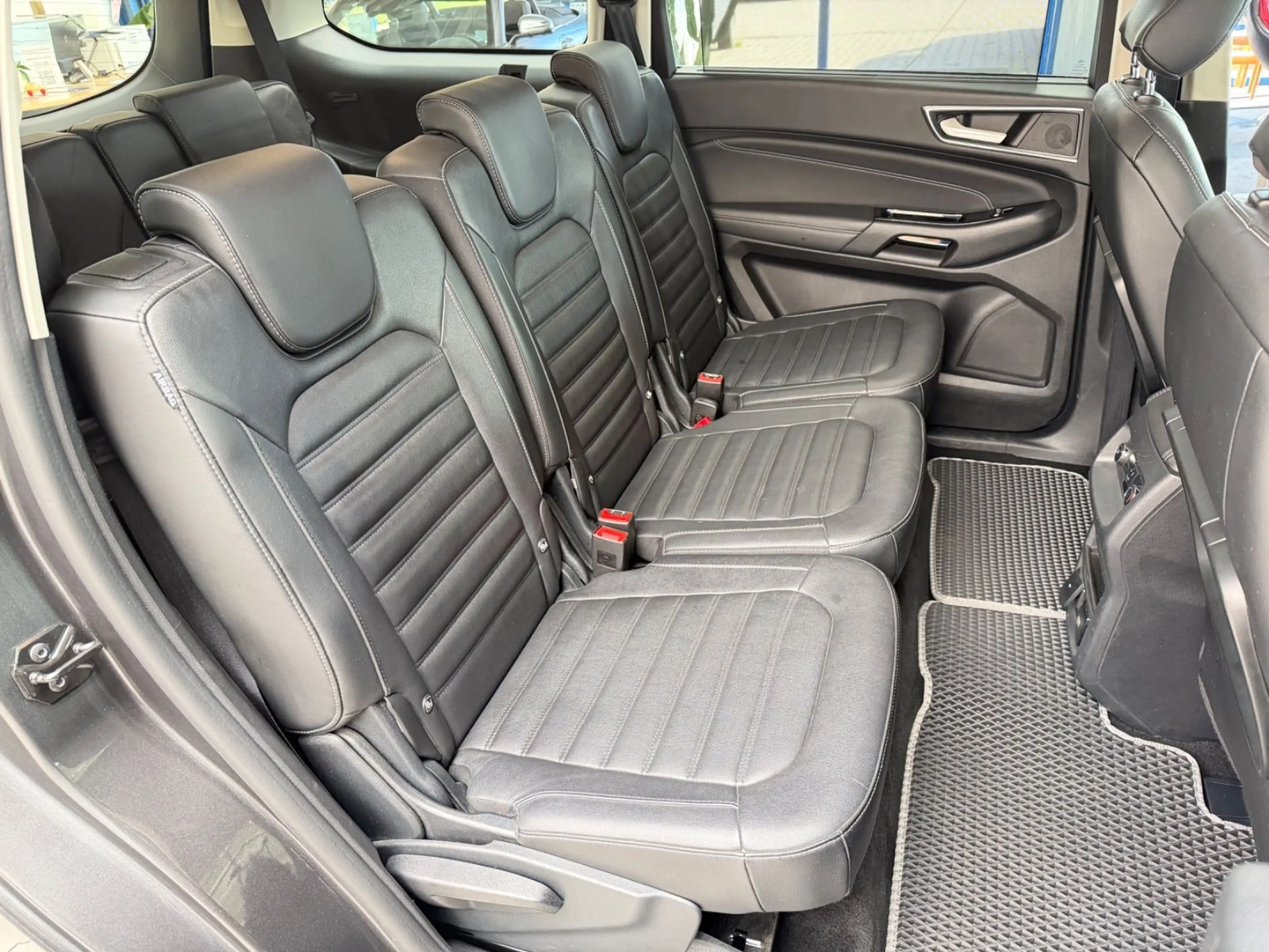 Ford Galaxy 2.0 TDCi Titanium AWD*LED*Panodach*Leder — photo 9