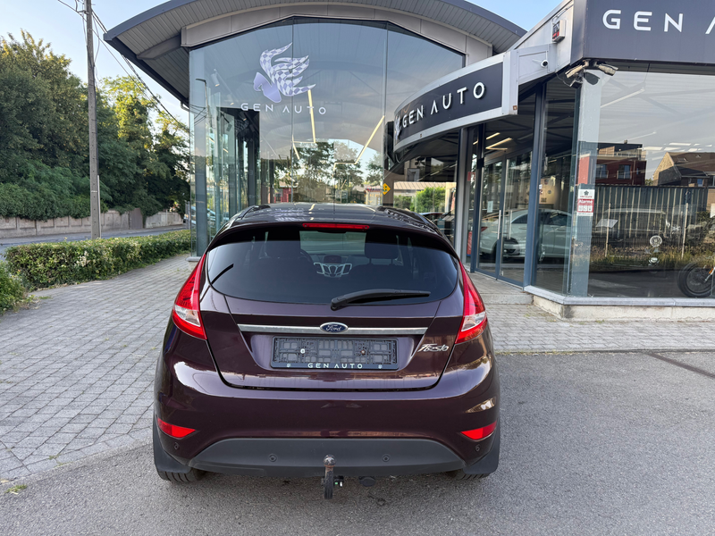 Ford Fiesta 1.4i Titanium Automatique Clim Digital Radar de Recul * 12 MOIS GARANTIE * — photo 6