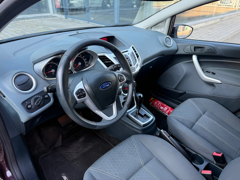 Ford Fiesta 1.4i Titanium Automatique Clim Digital Radar de Recul * 12 MOIS GARANTIE * — photo 15