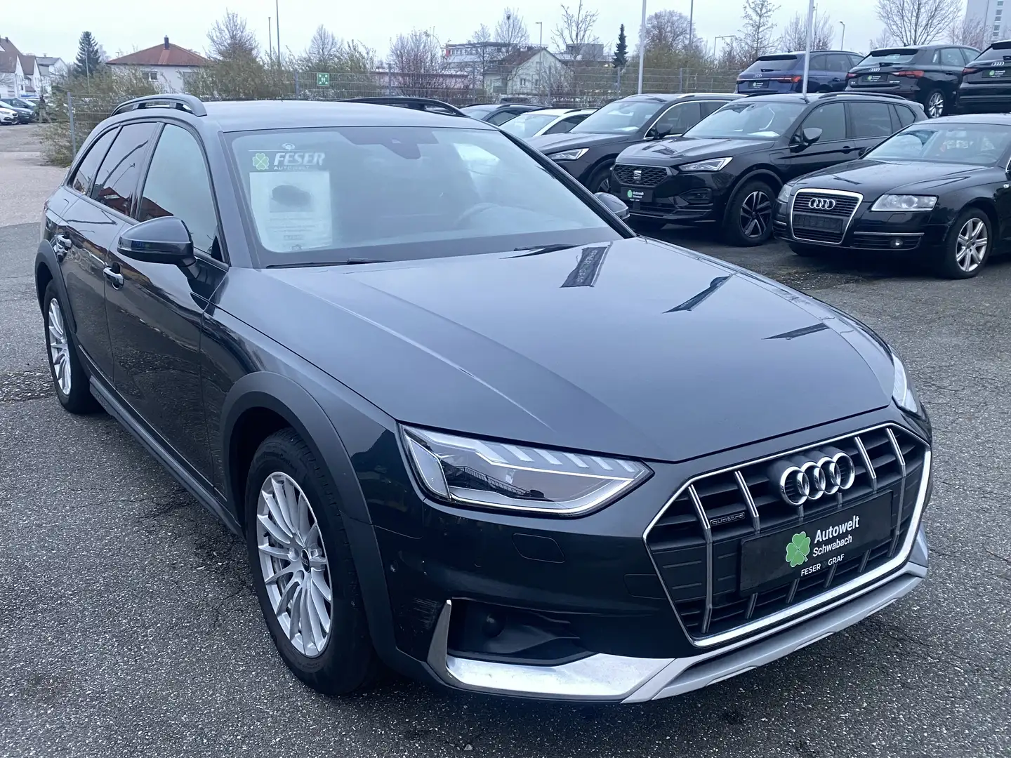 Audi A4 allroad 40 TDI S tr. qu. NAVI LED AHK PDC+ Grau - 2