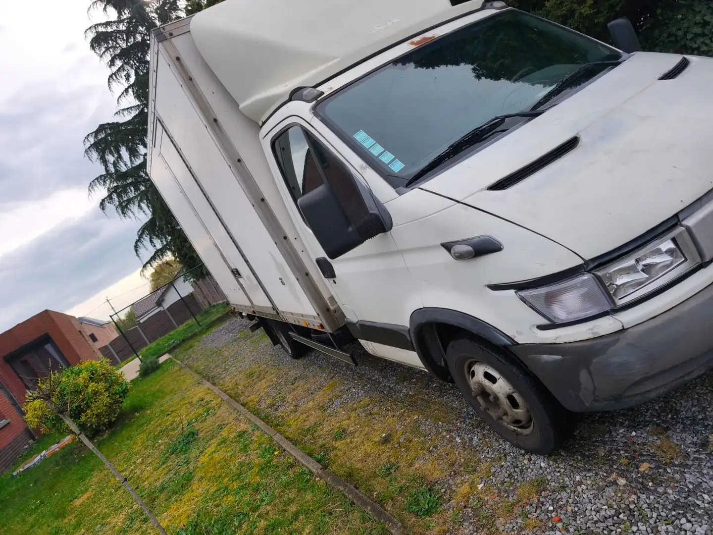 Iveco Daily 35 S 9 V  L Bílá - 2