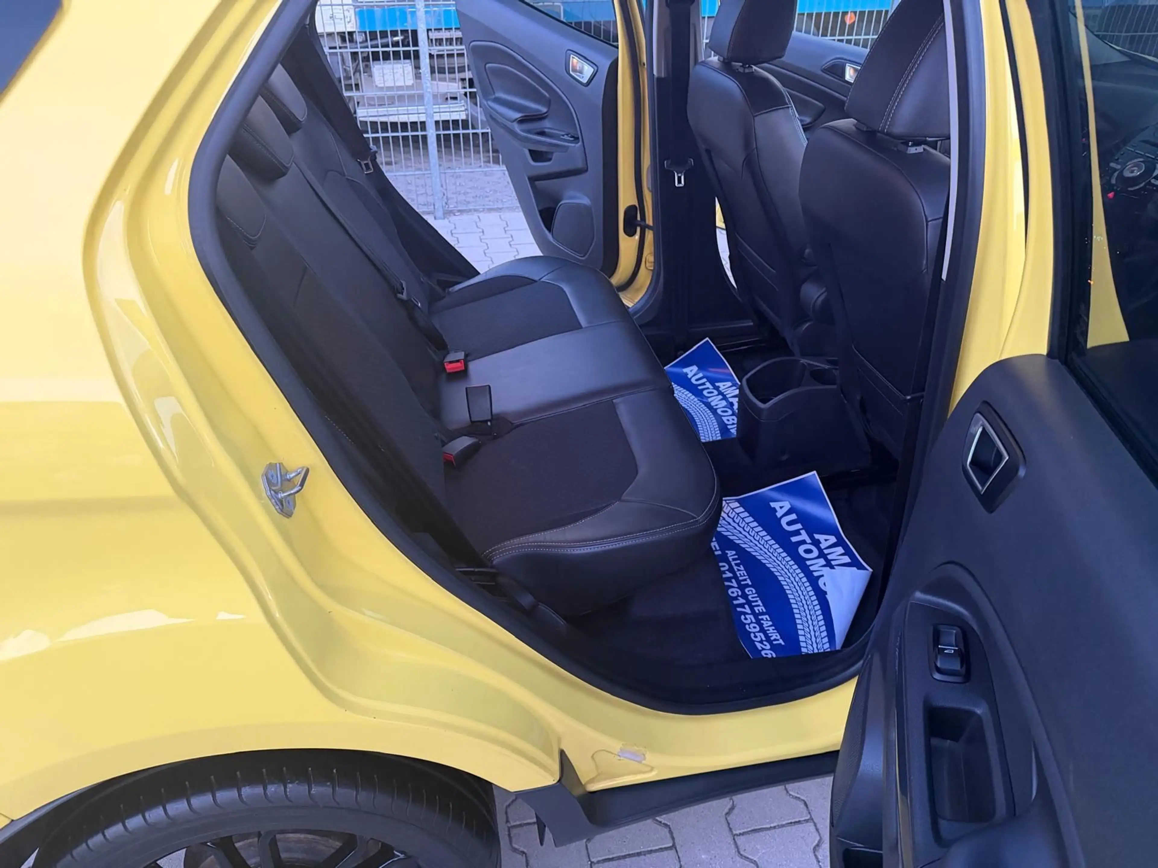 Ford EcoSport Titanium*Teilleder*MFL*BT*SH*Tüv Neu* — photo 12