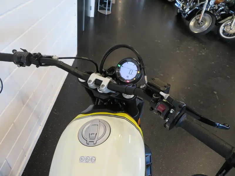 Ducati Scrambler - foto 5