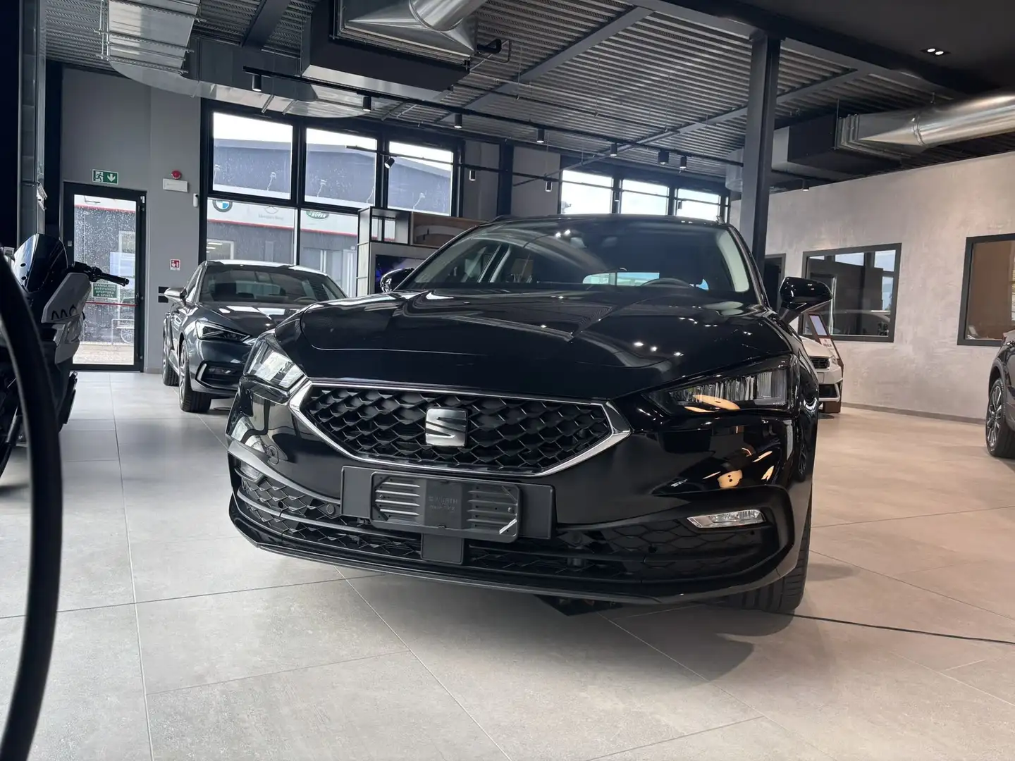 SEAT Leon Leon ST 2.0 TDI 150 CV DSG Business Nuova Nero - 2