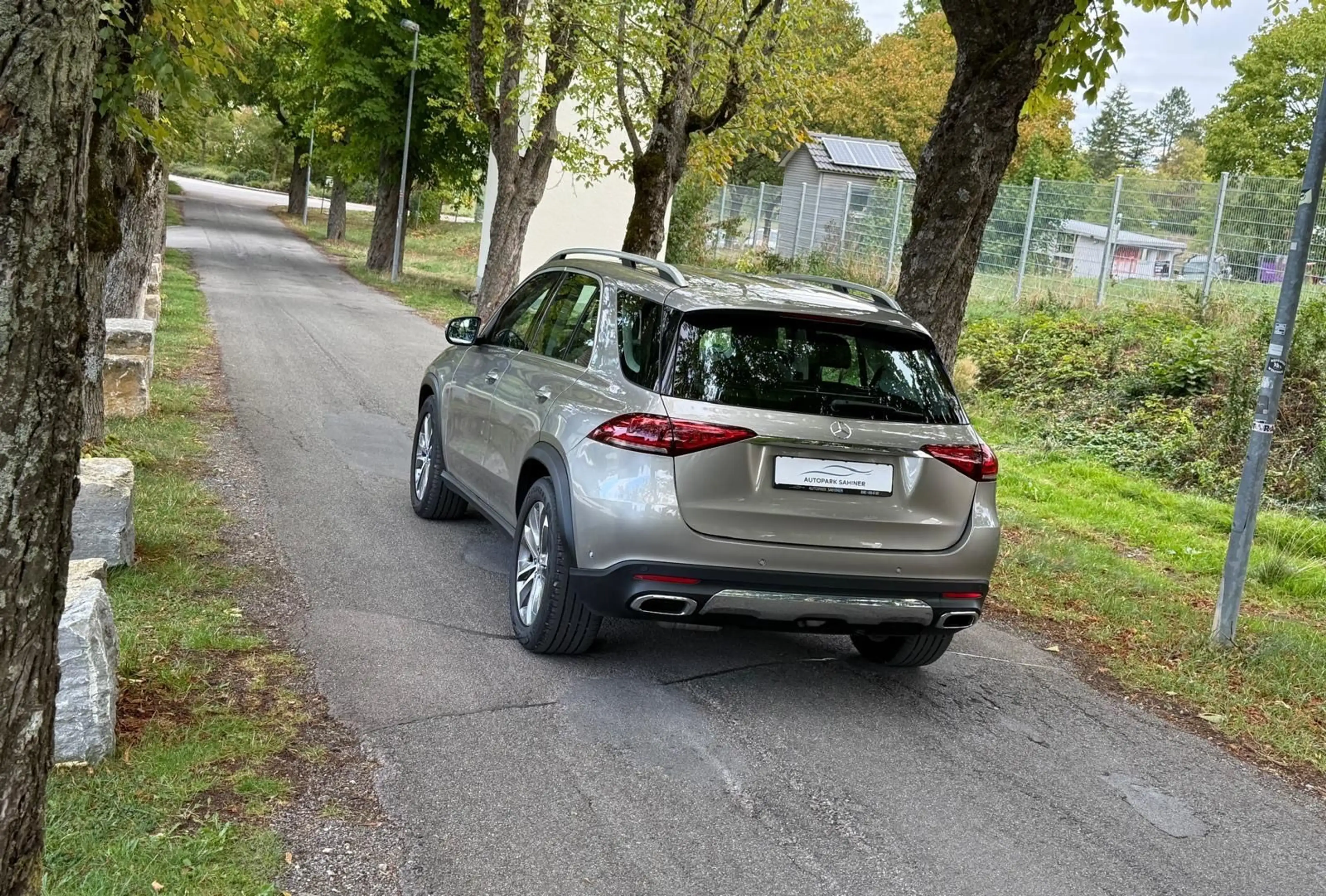 Mercedes-Benz GLE 350 d — photo 4