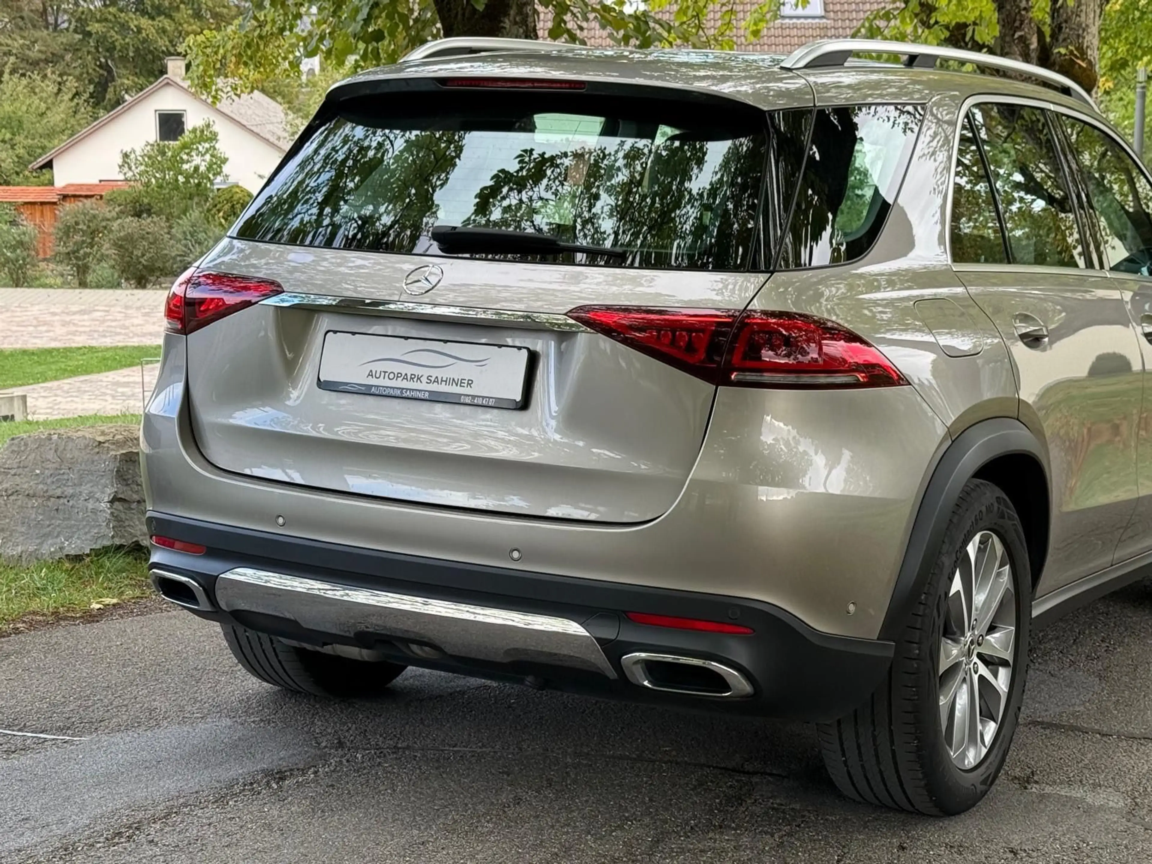 Mercedes-Benz GLE 350 d — photo 7