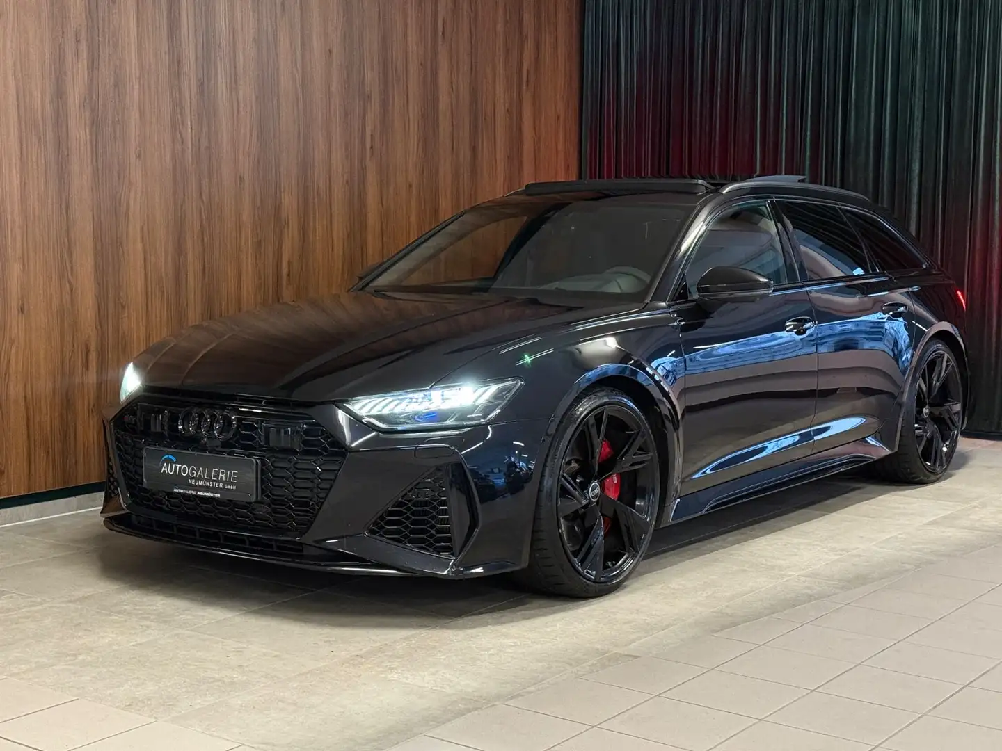 Audi RS6 Avant 4.0 TFSI quattro°Laser°Alcan.°3D°HUP Schwarz - 1