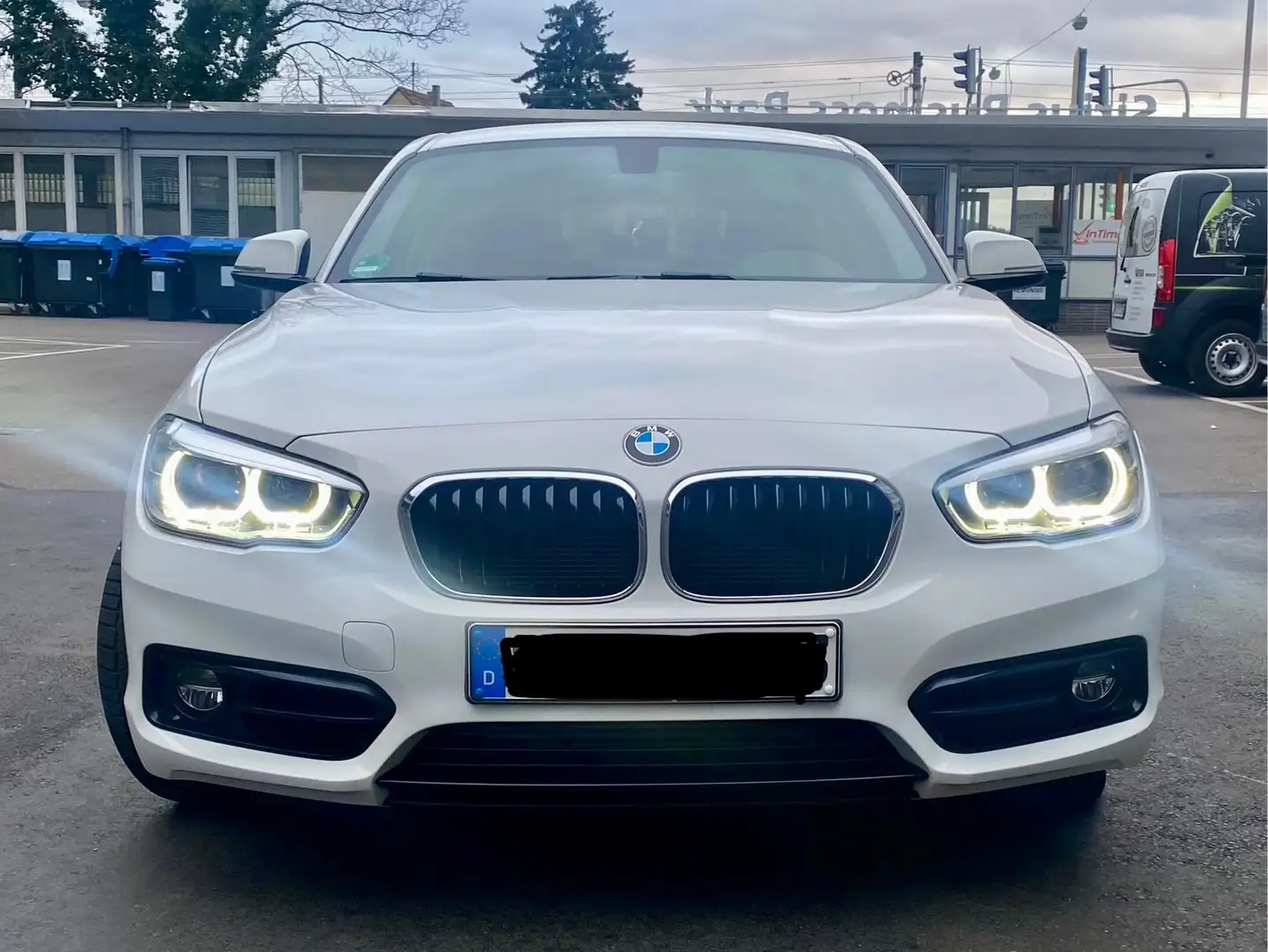 BMW 118 118i Aut. Weiß - 2