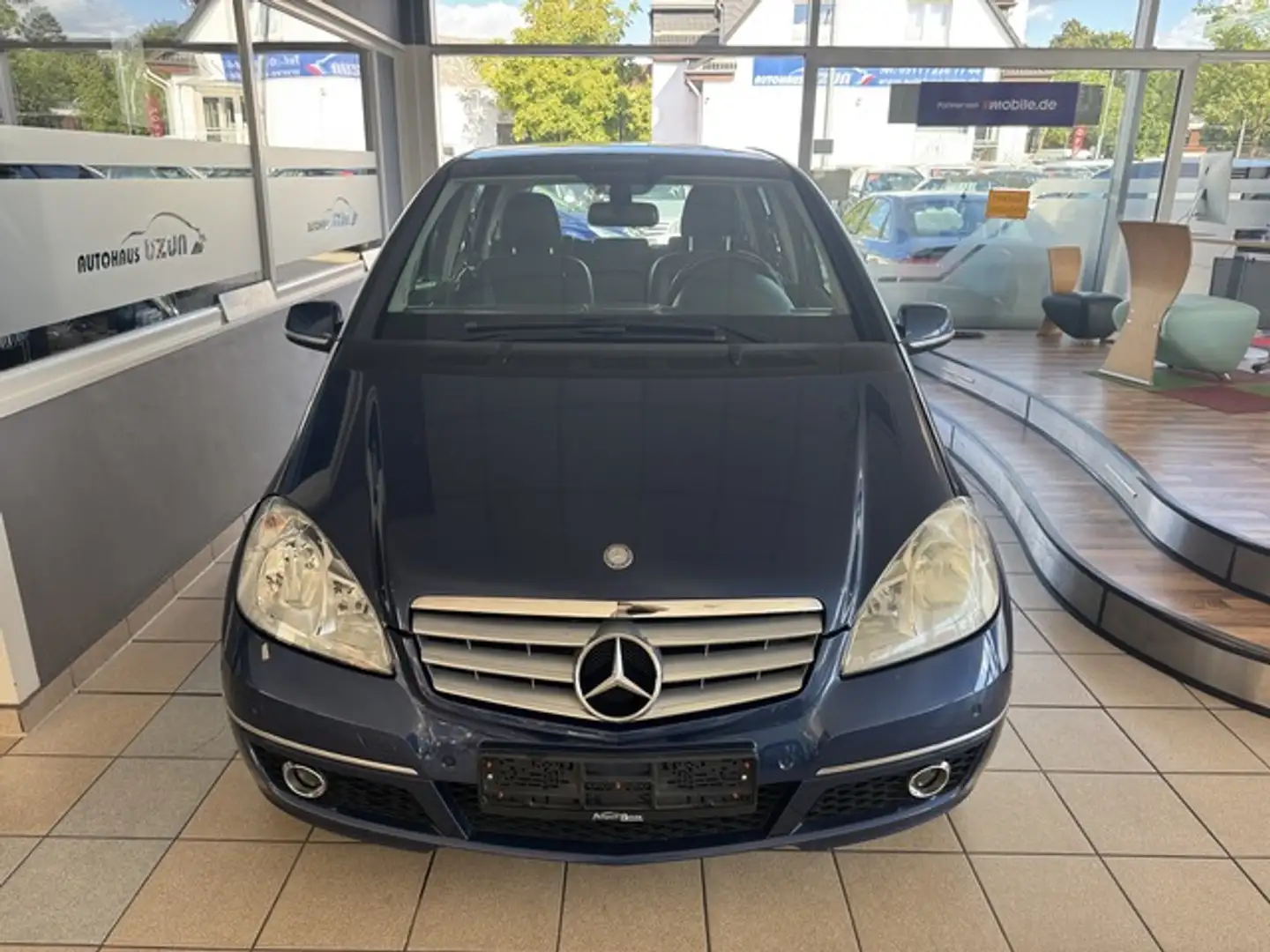 Mercedes-Benz A 160 Elegance T-Leder Android Auto AHK Tempomat Blau - 2