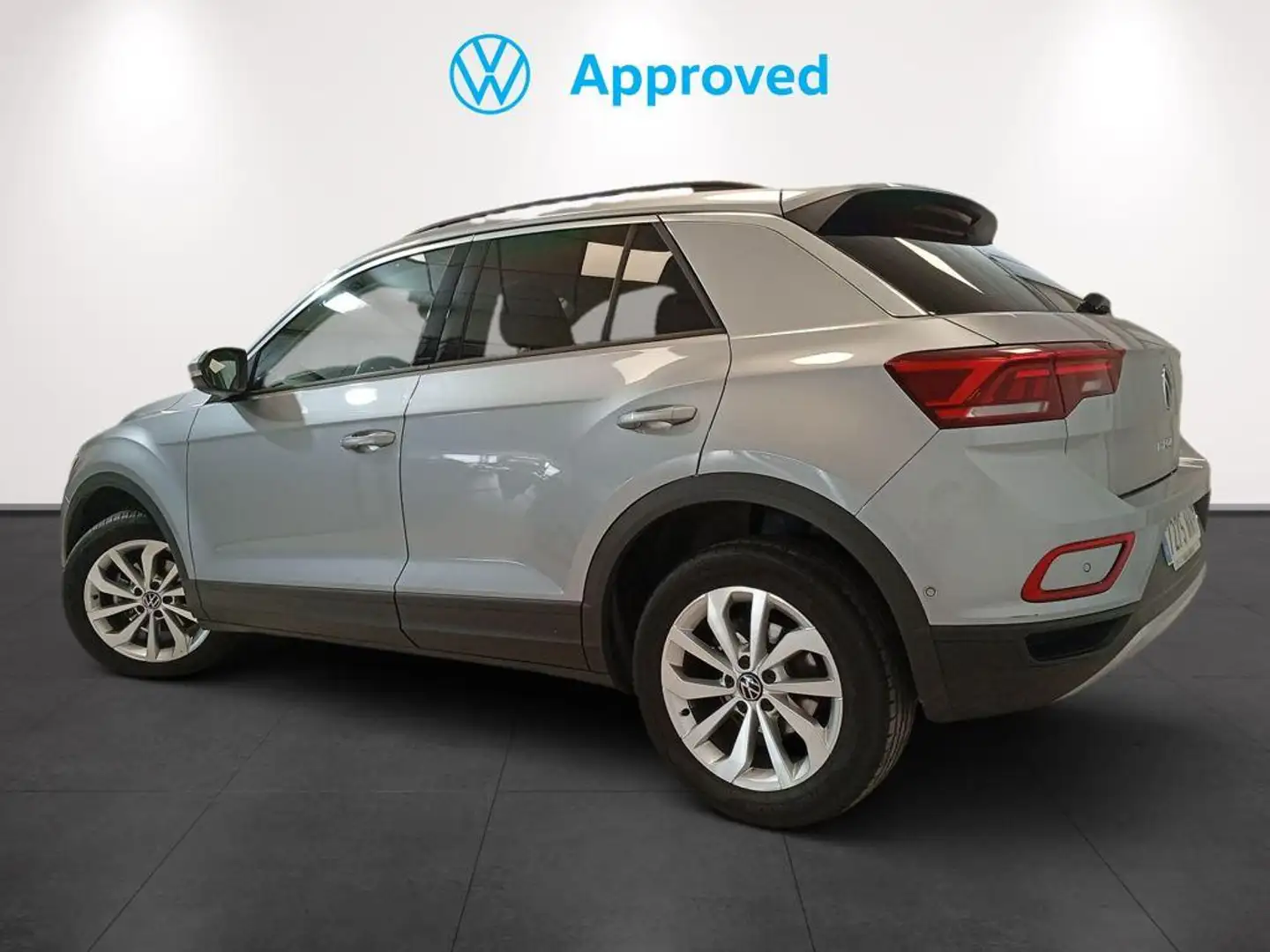 Volkswagen T-Roc 2.0TDI Dark 85kW Plateado - 2