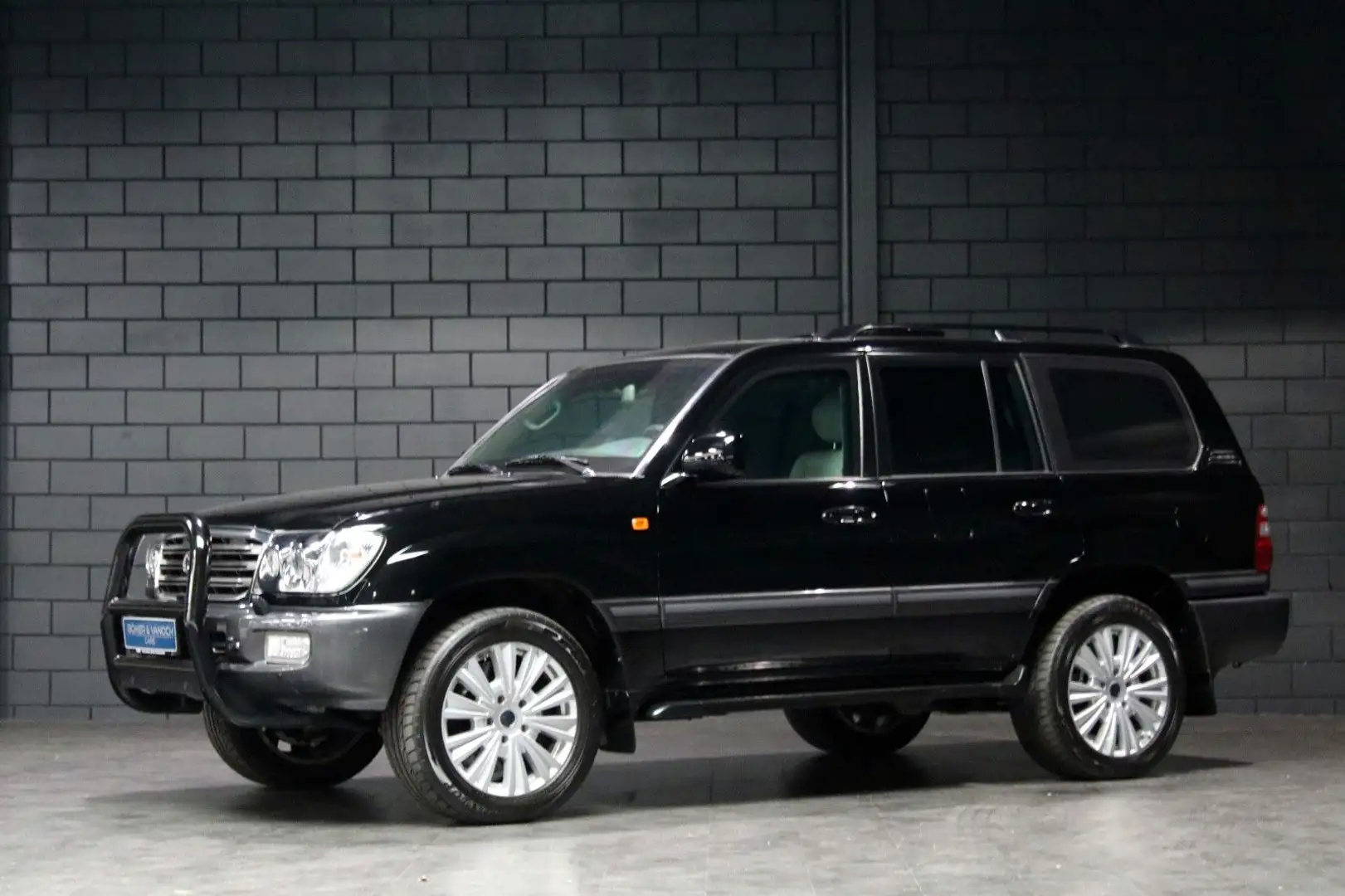 Toyota Land Cruiser Exec. Panzer Armoured Armored CEN 7 Schwarz - 1