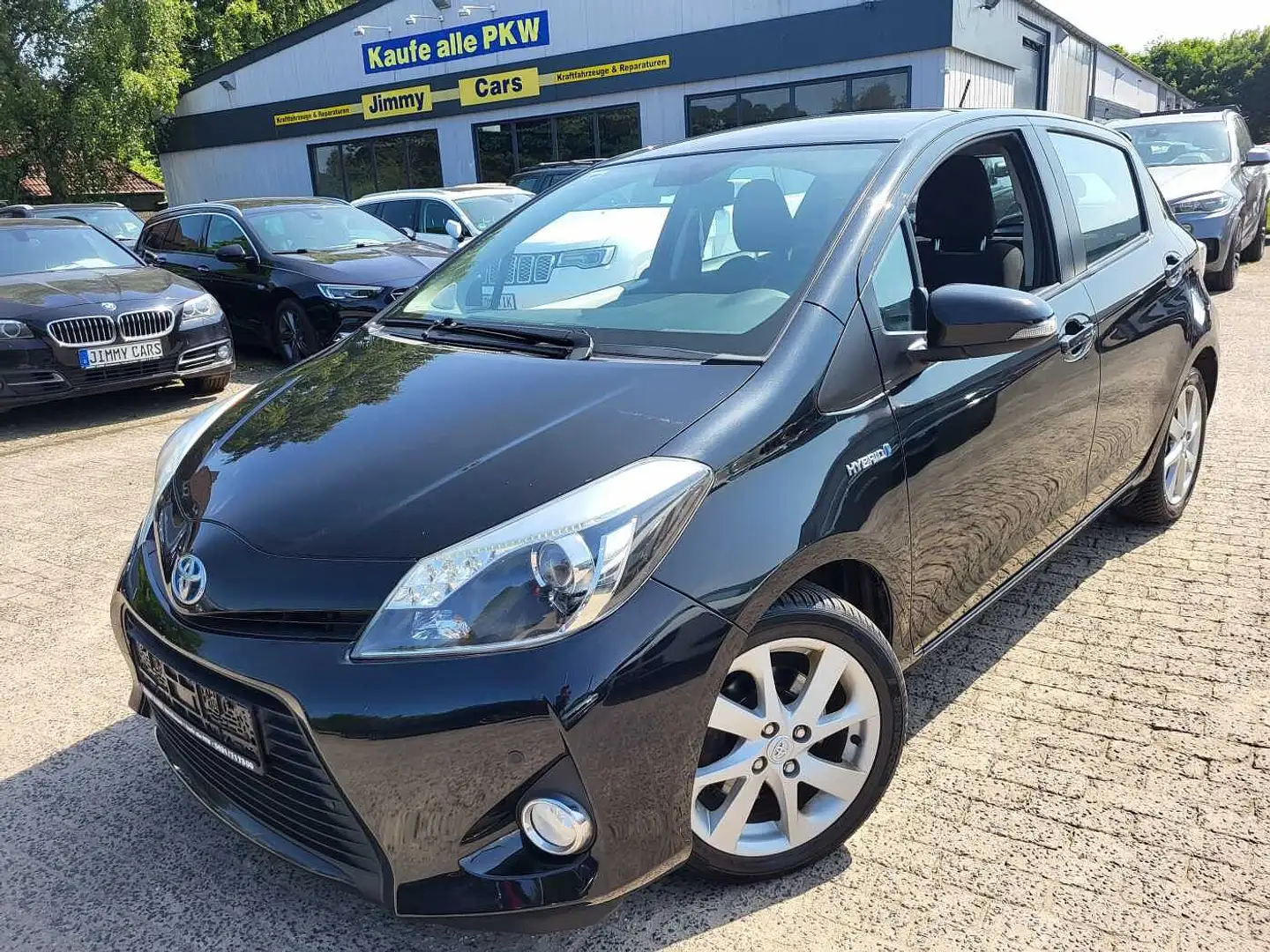 Toyota Yaris Hybrid 1.5 VVT-i Comfort Schwarz - 1