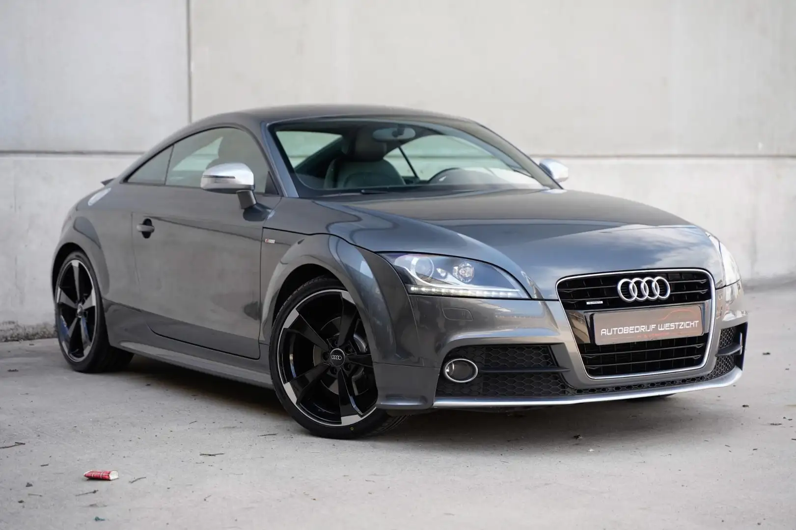 Audi TT 2.0 TFSI quattro 210pk 3x S-line, Automaat, Faceli Szürke - 2