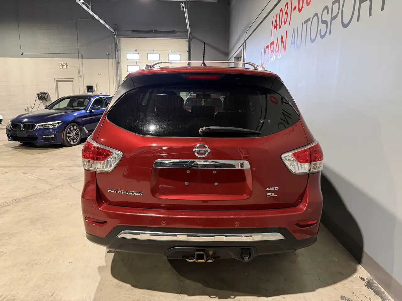 Nissan Pathfinder снимка Nissan Pathfinder