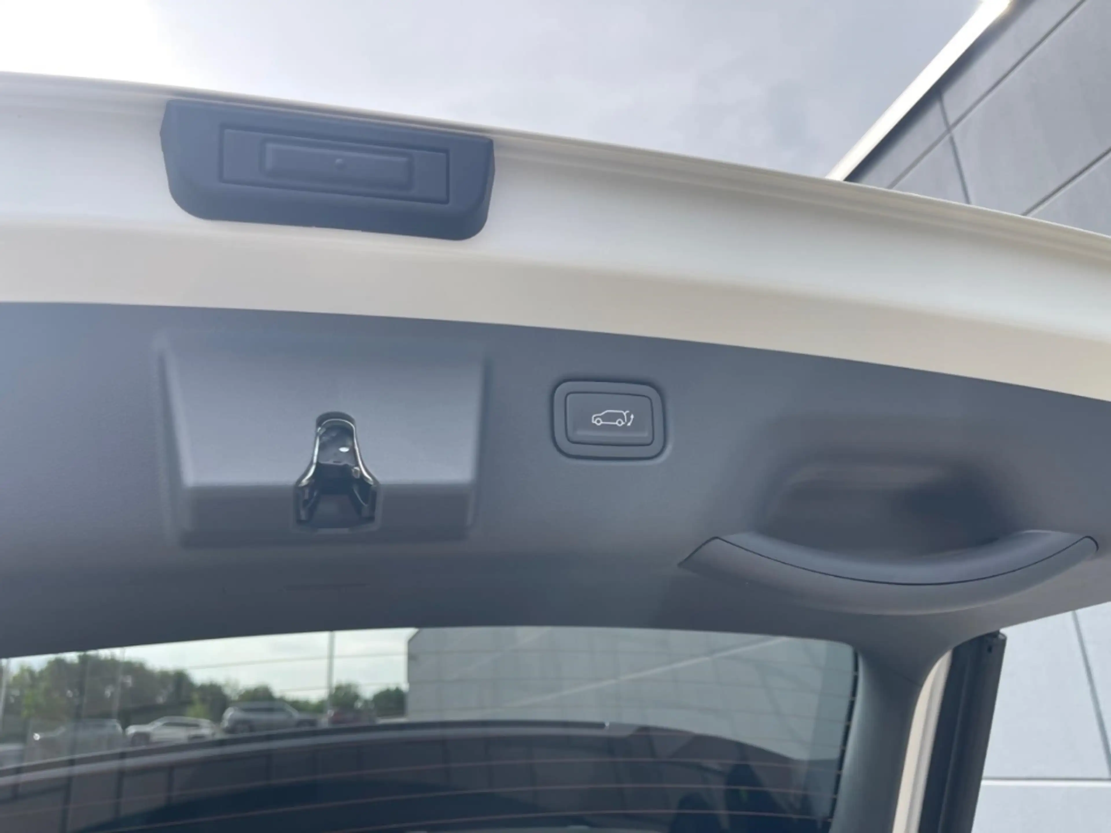 Kia EV3 81.4 GT-Line P9-11 Glasdach HUD Navi Leder Soundsy — photo 13
