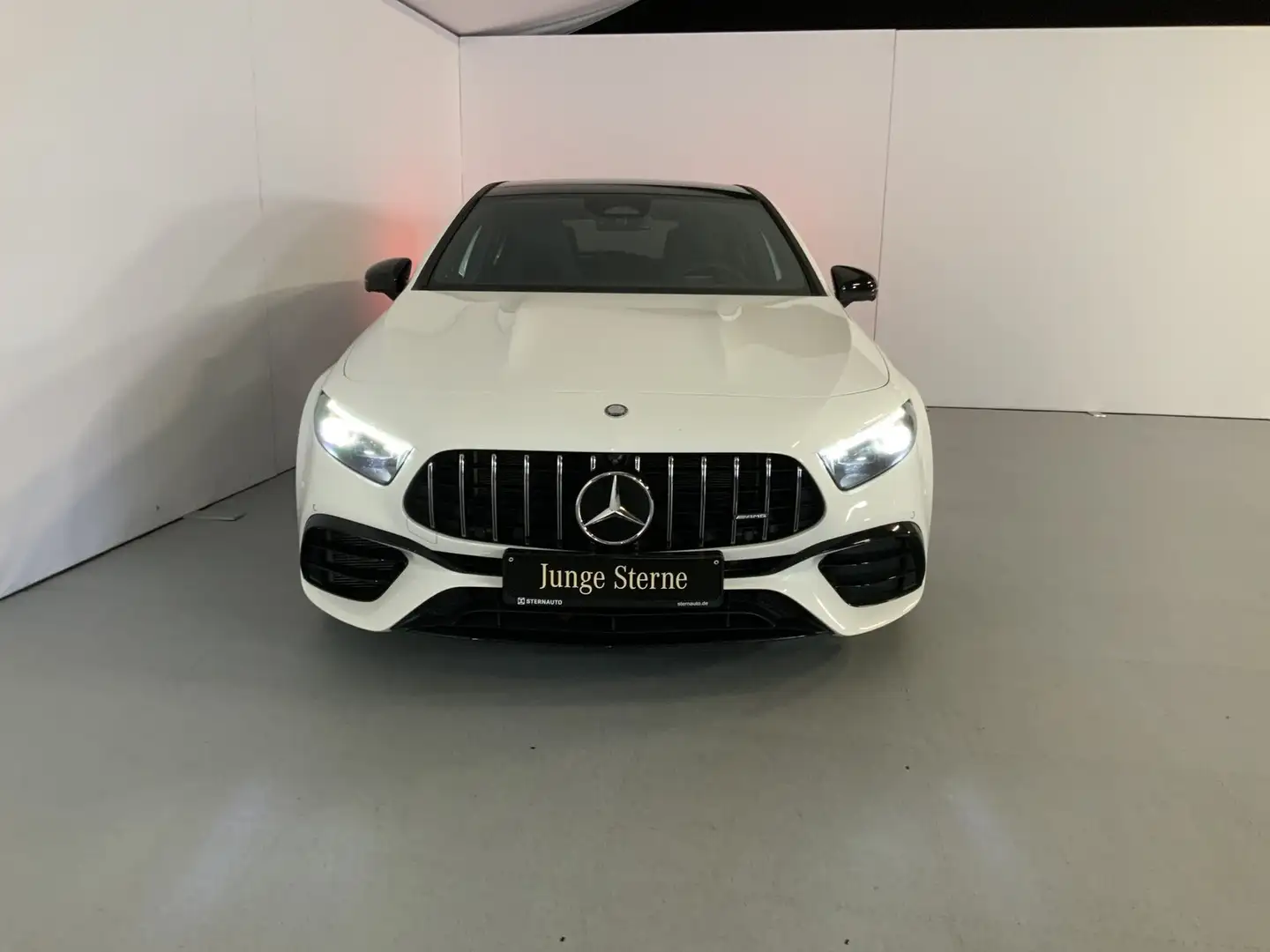 Mercedes-Benz A 45 AMG A 45 S 4M Premium+ Night 360° MULTIBEAMLED Pano White - 2
