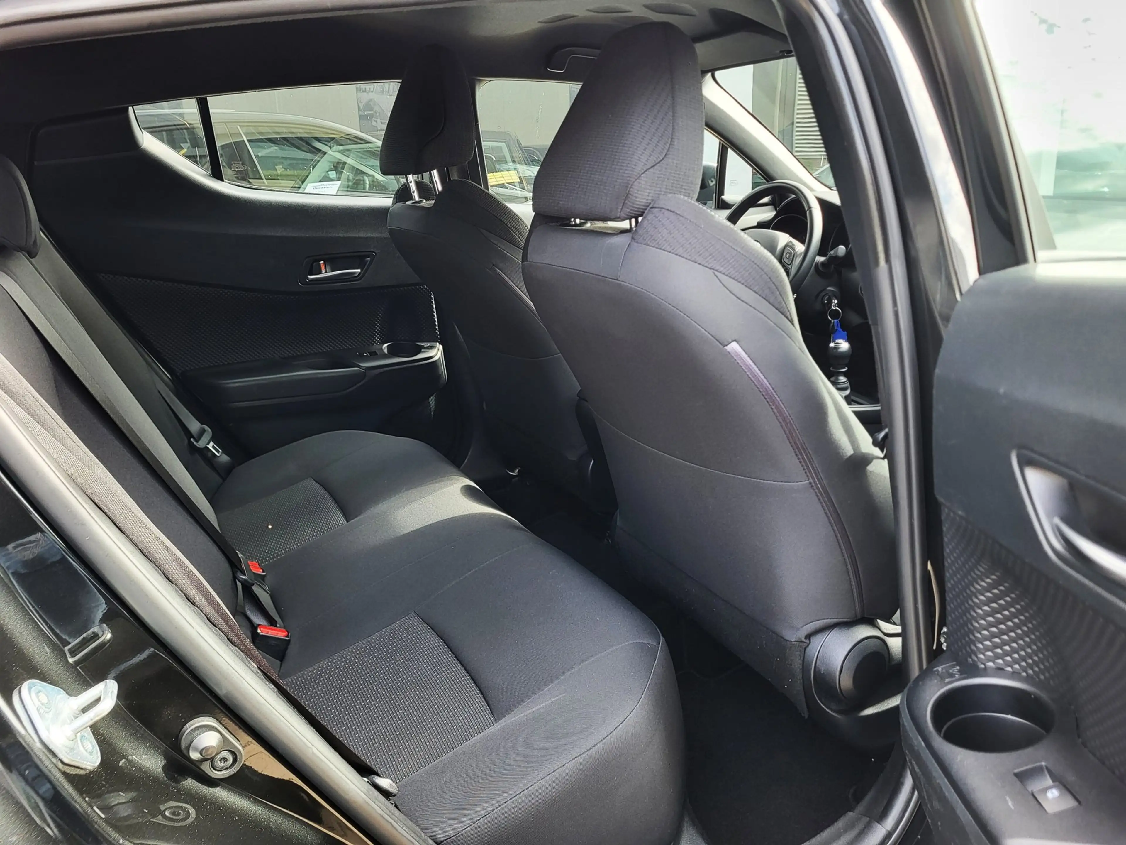 Toyota C-HR 1.2 Comfort / Cruise Control / Stoelverwarming / C — photo 22