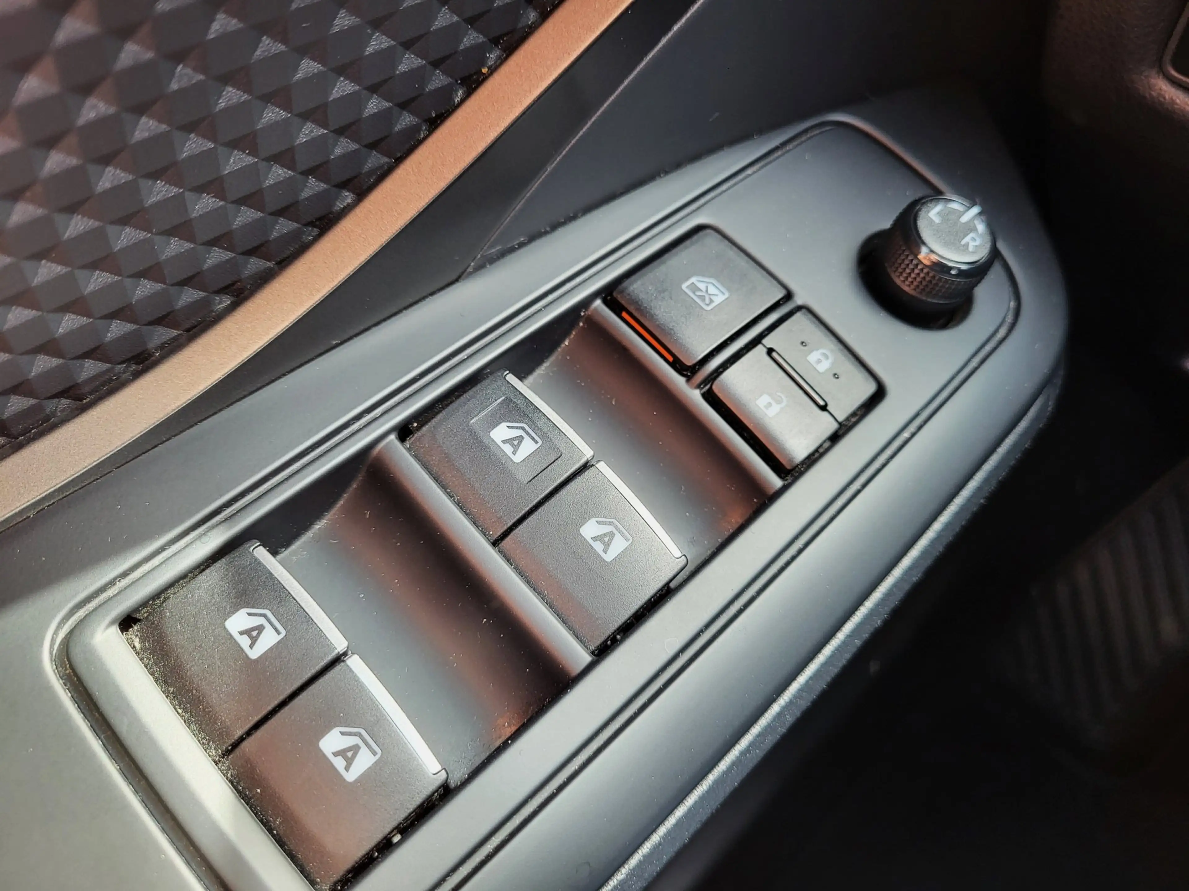 Toyota C-HR 1.2 Comfort / Cruise Control / Stoelverwarming / C — photo 16