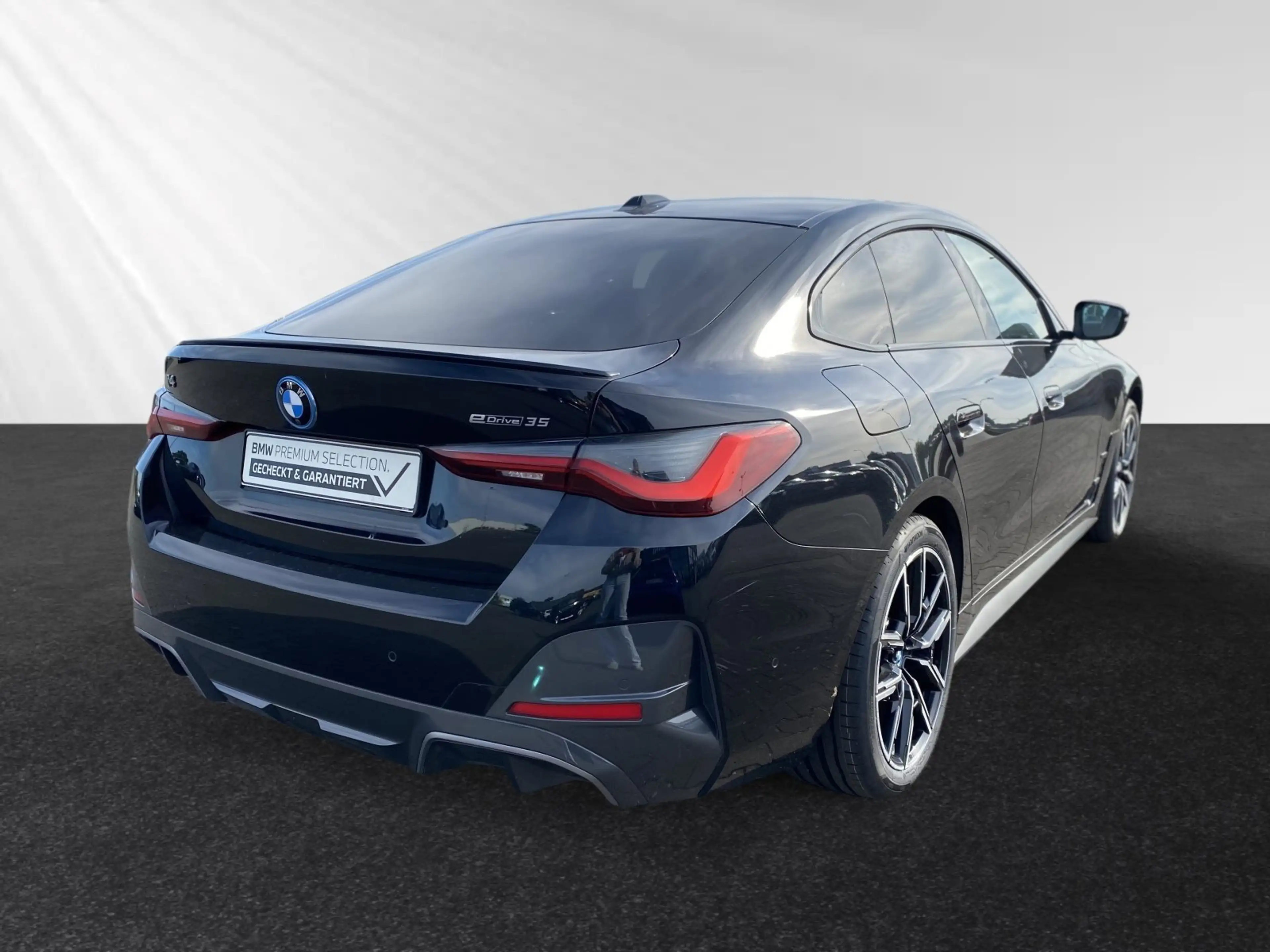 BMW i4 eDrive35 Gran Coupé MSport Pro PA HiFi LCProf — photo 3
