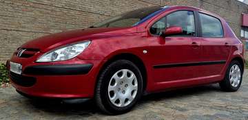 1.6i 16V XT Premium A